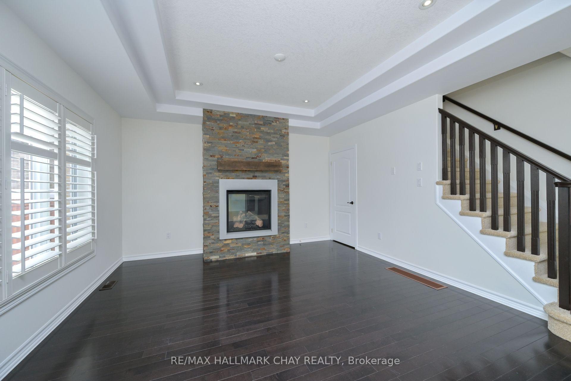 Photo 34 of 124 Gray Avenue, New Tecumseth, Alliston — HOMEH