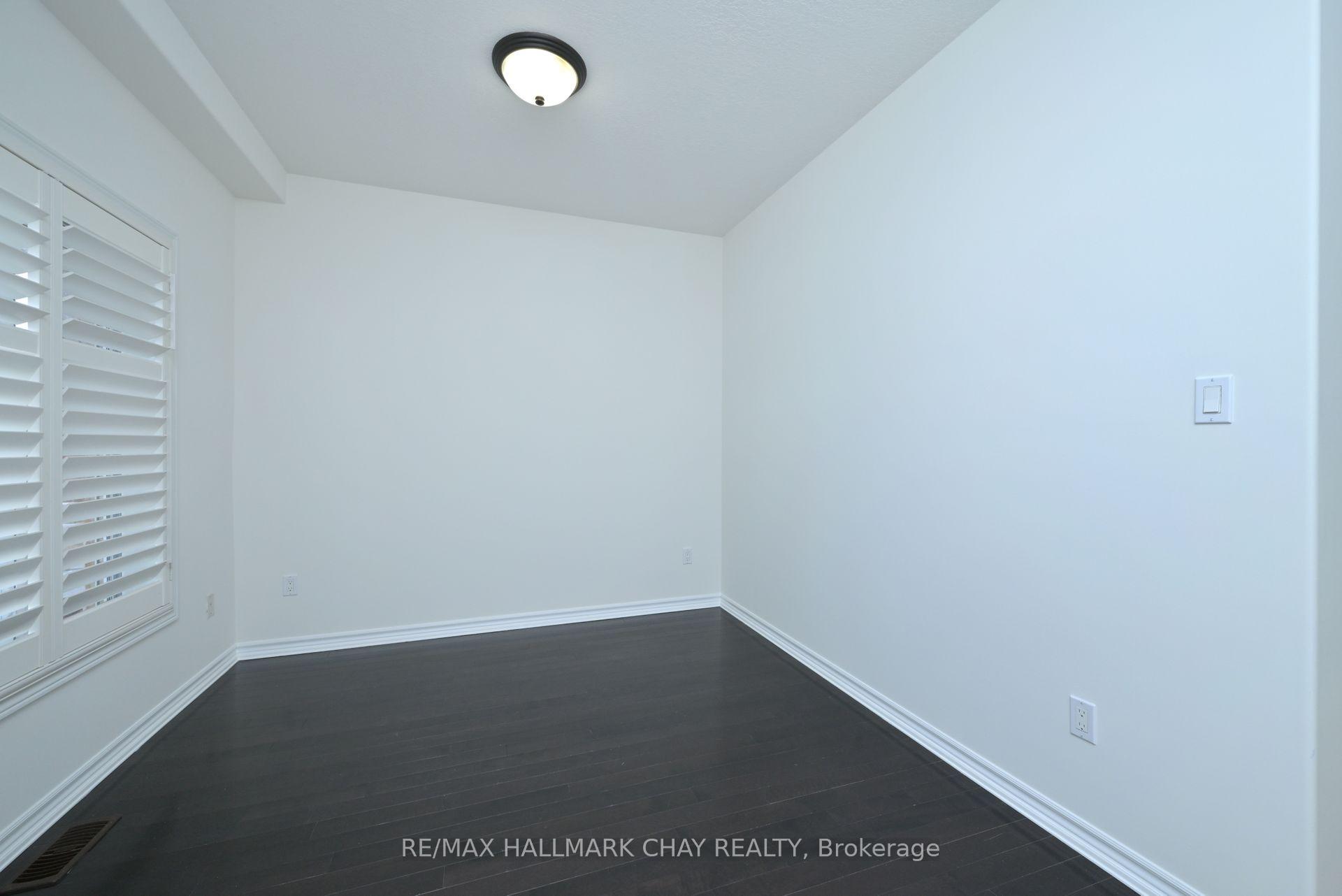 Photo 13 of 124 Gray Avenue, New Tecumseth, Alliston — HOMEH