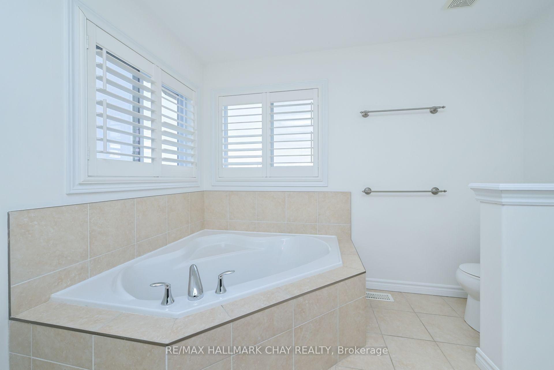 Photo 14 of 124 Gray Avenue, New Tecumseth, Alliston — HOMEH
