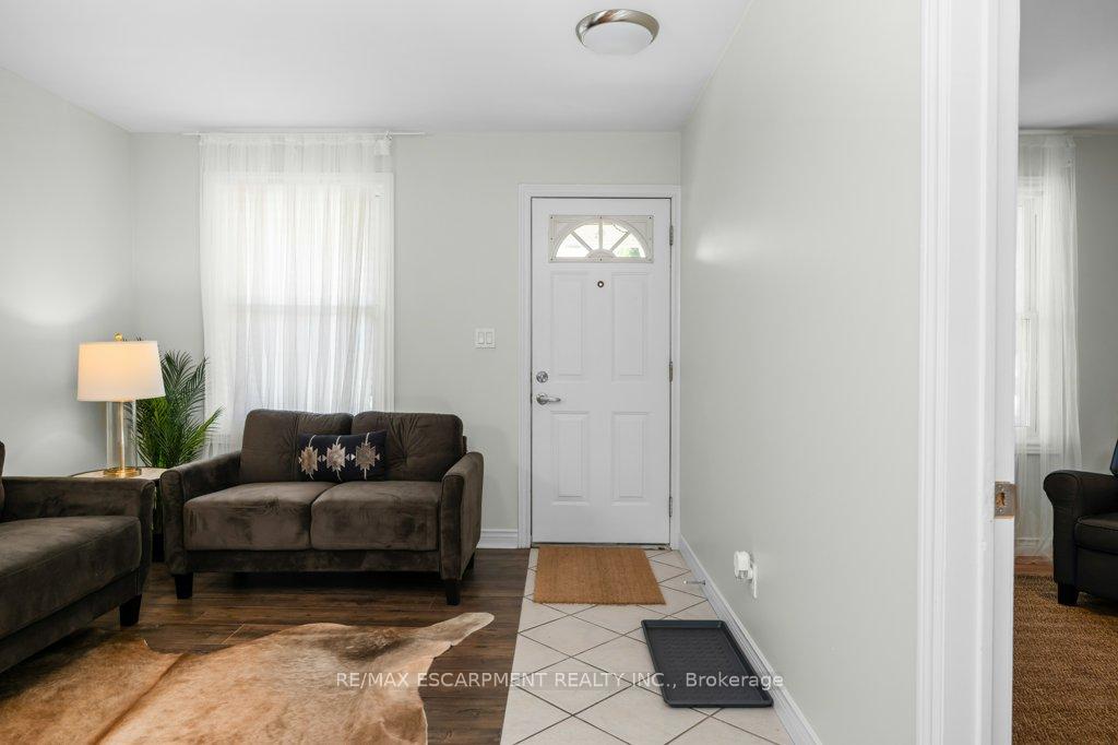 Photo 5 of 536 John Street N, Hamilton, North End — HOMEH