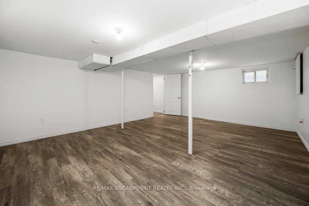 Photo 24 of 536 John Street N, Hamilton, North End — HOMEH