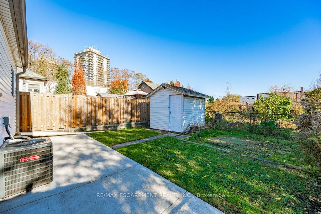 Photo 38 of 536 John Street N, Hamilton, North End — HOMEH