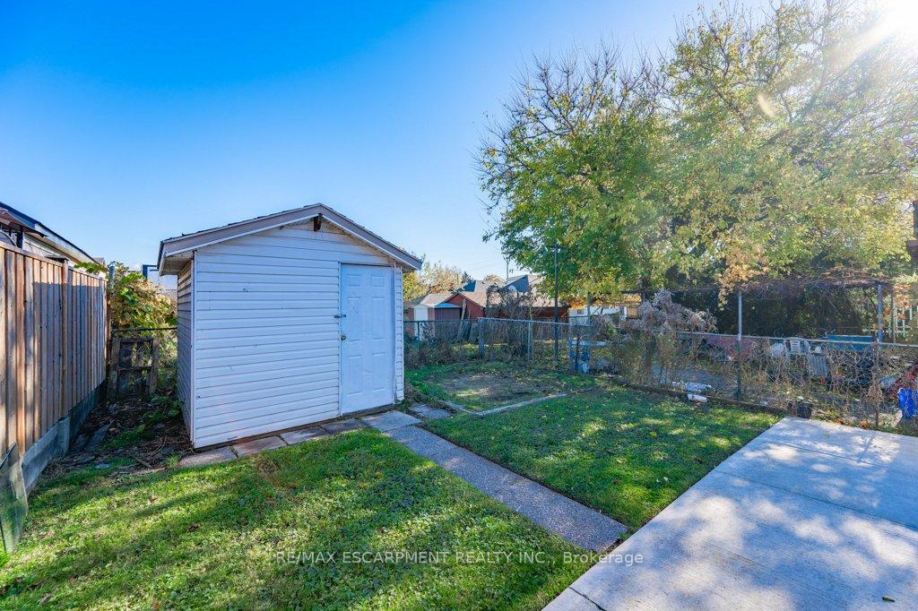 Photo 31 of 536 John Street N, Hamilton, North End — HOMEH
