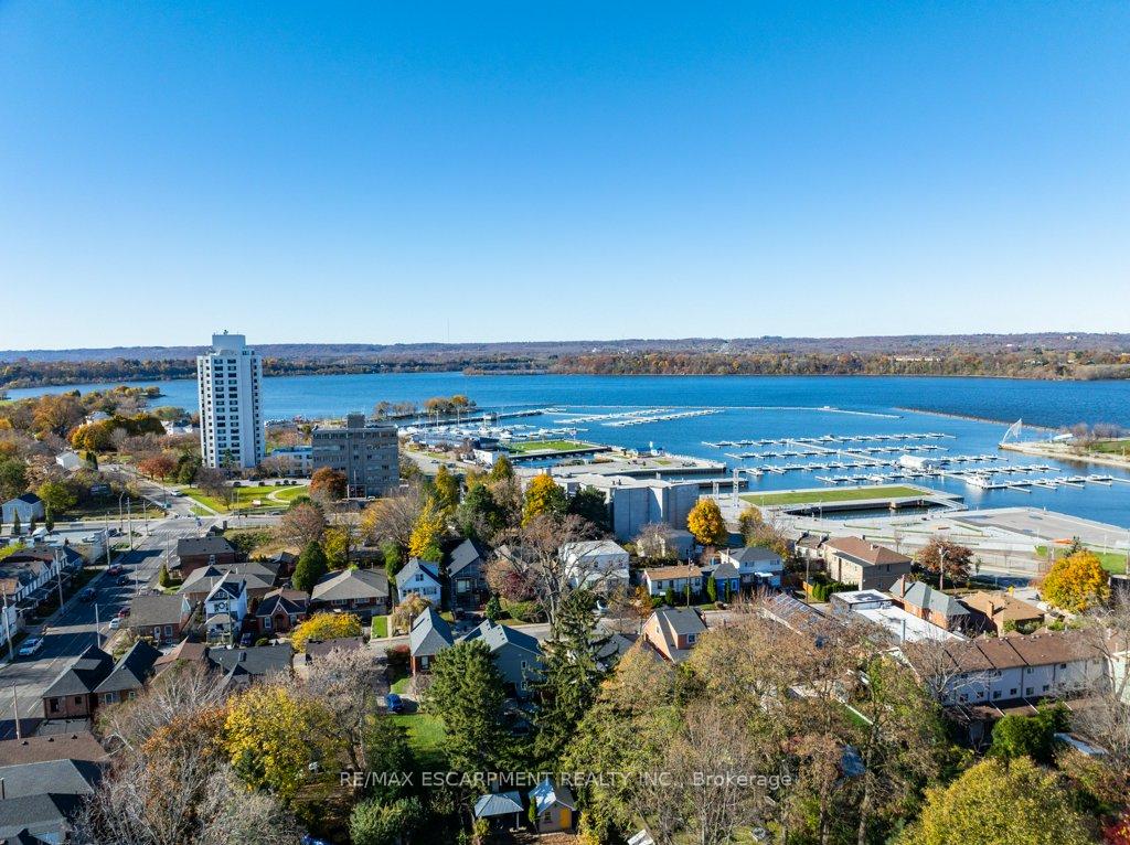 Photo 28 of 536 John Street N, Hamilton, North End — HOMEH