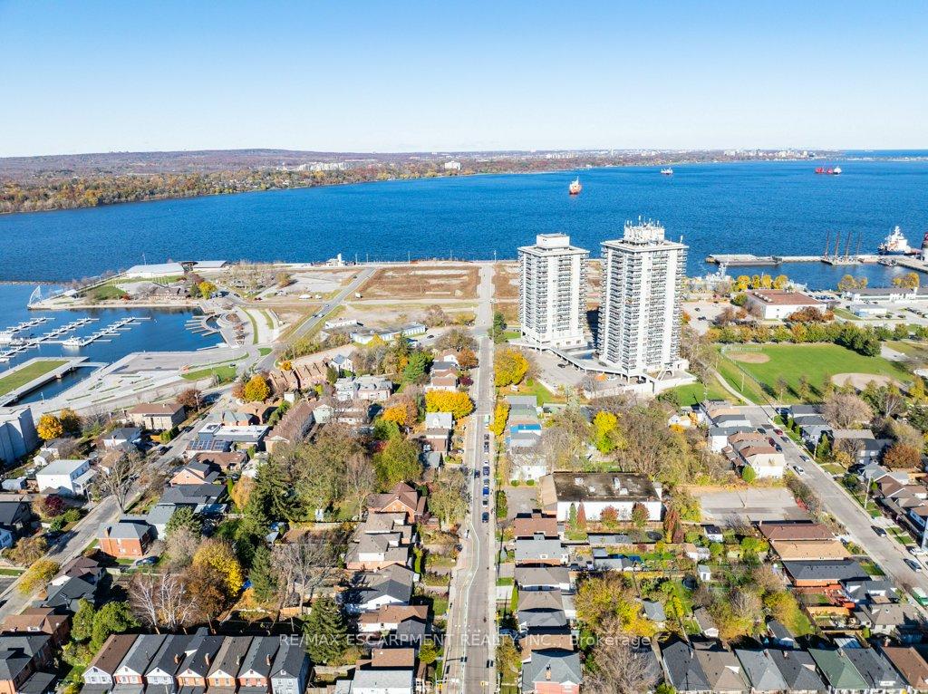 Photo 29 of 536 John Street N, Hamilton, North End — HOMEH