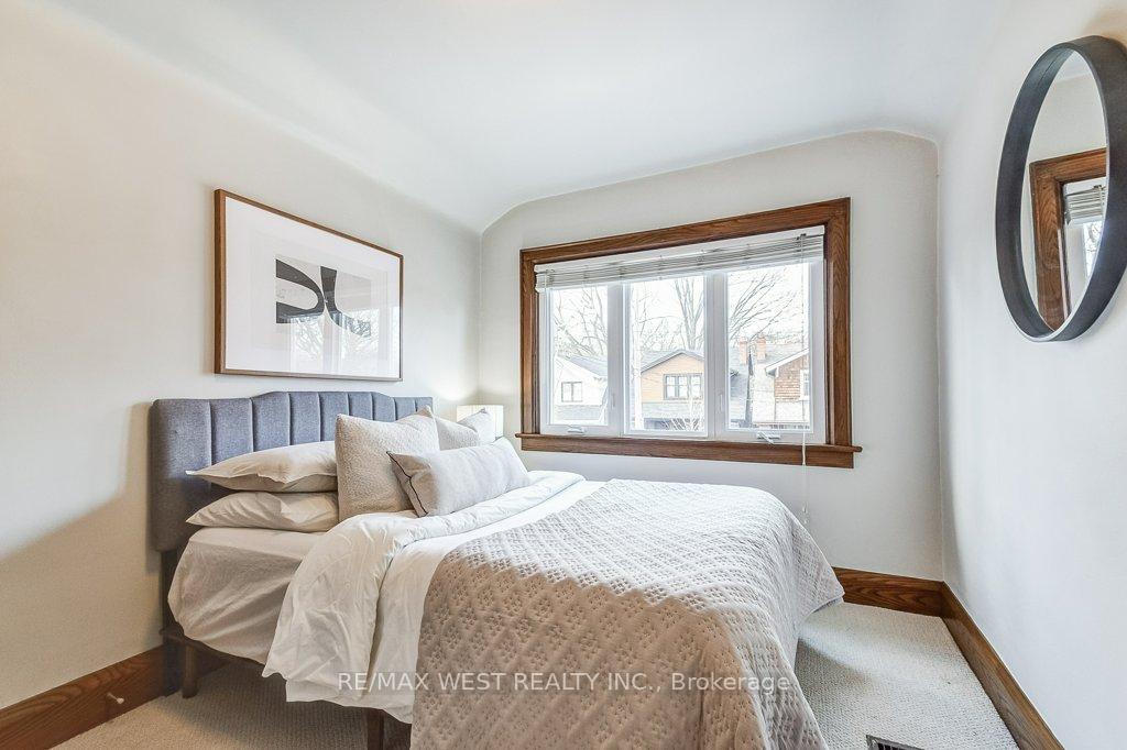 Photo 20 of 17 Wrenson Road, Toronto, Woodbine Corridor — HOMEH