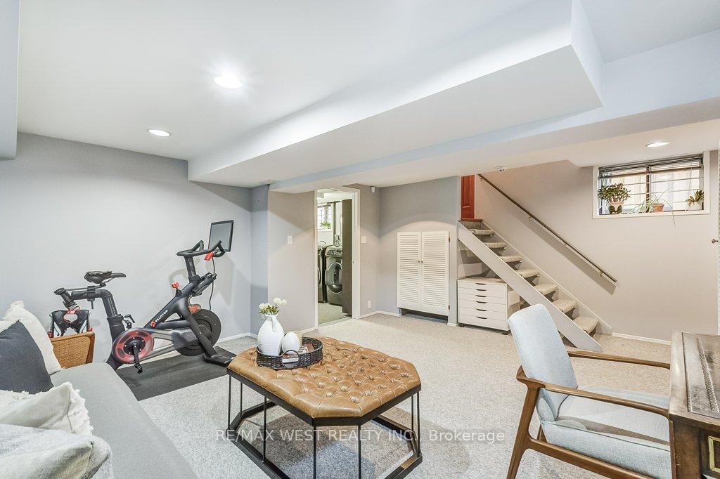 Photo 26 of 17 Wrenson Road, Toronto, Woodbine Corridor — HOMEH