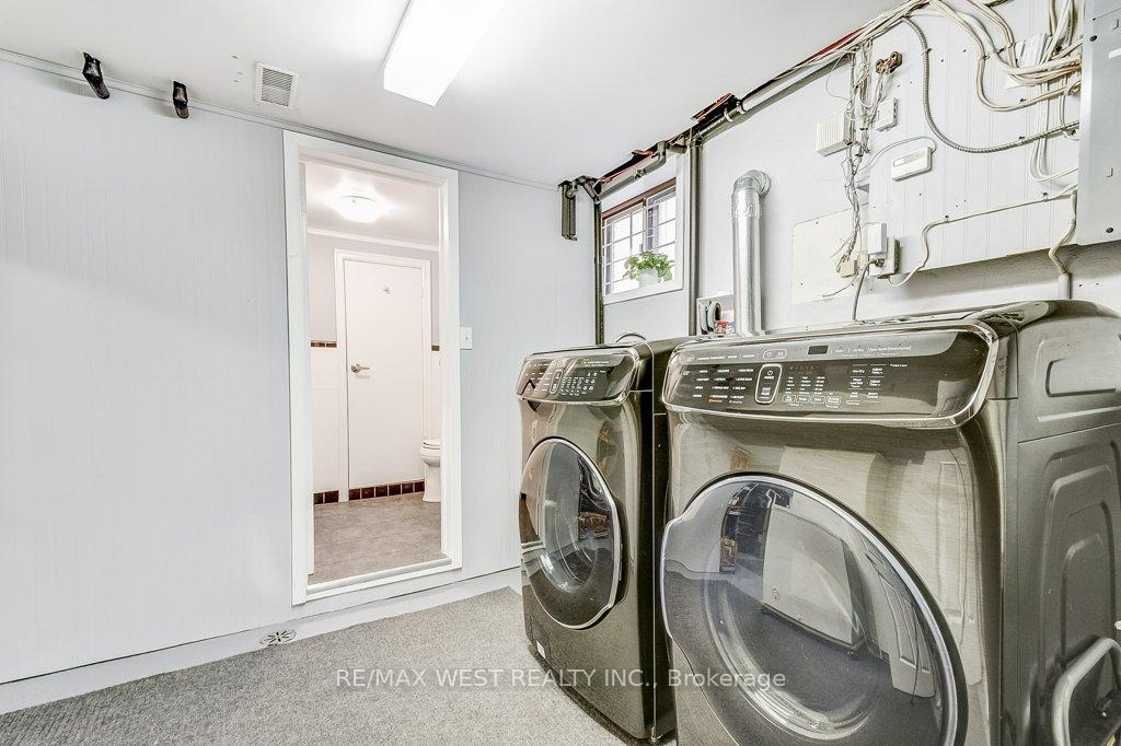 Photo 30 of 17 Wrenson Road, Toronto, Woodbine Corridor — HOMEH