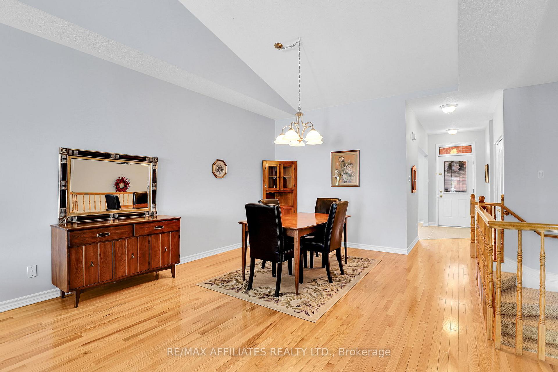 Photo 19 of 11 Eileen Crescent, Ottawa, Stittsville (Central) — HOMEH