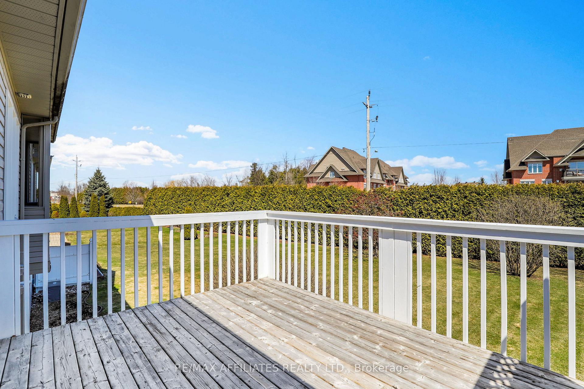 Photo 40 of 11 Eileen Crescent, Ottawa, Stittsville (Central) — HOMEH