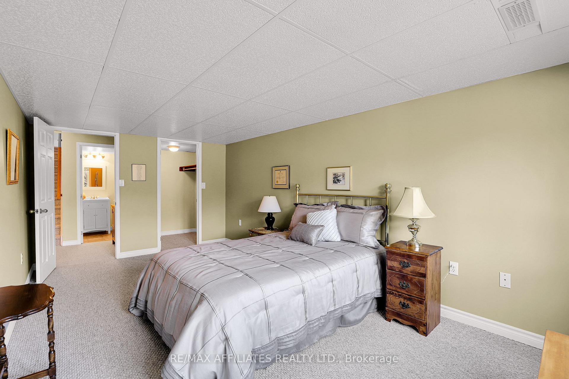 Photo 31 of 11 Eileen Crescent, Ottawa, Stittsville (Central) — HOMEH