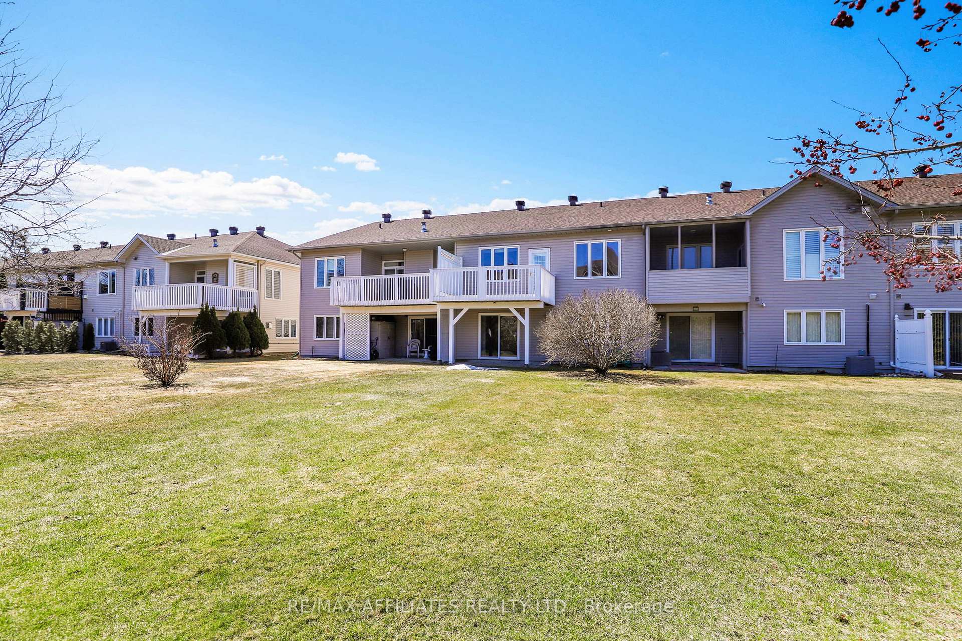 Photo 24 of 11 Eileen Crescent, Ottawa, Stittsville (Central) — HOMEH