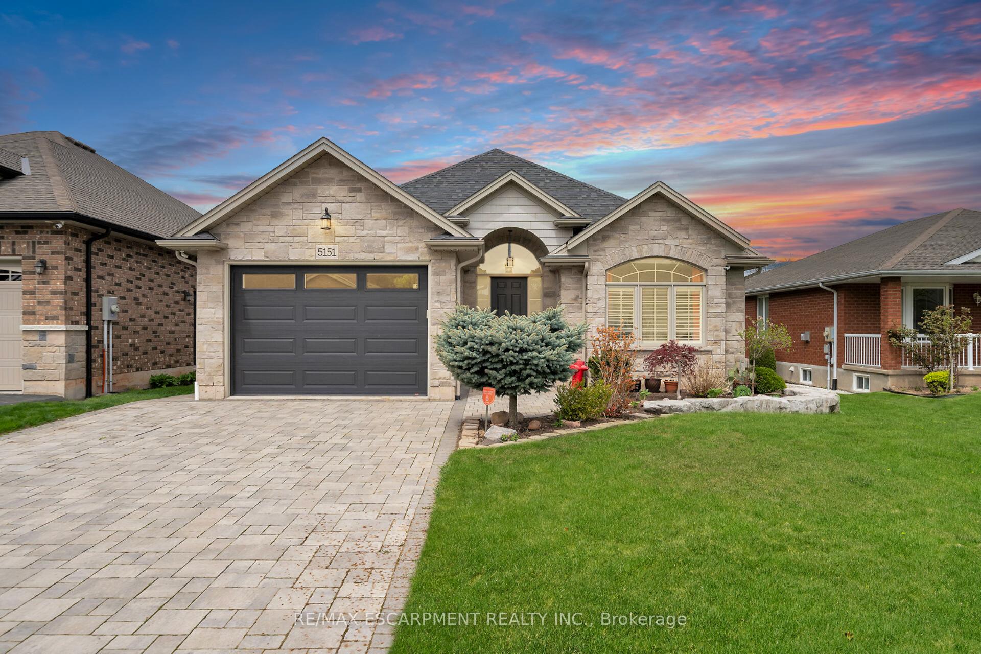 Front of 5151 Meadowood Lane