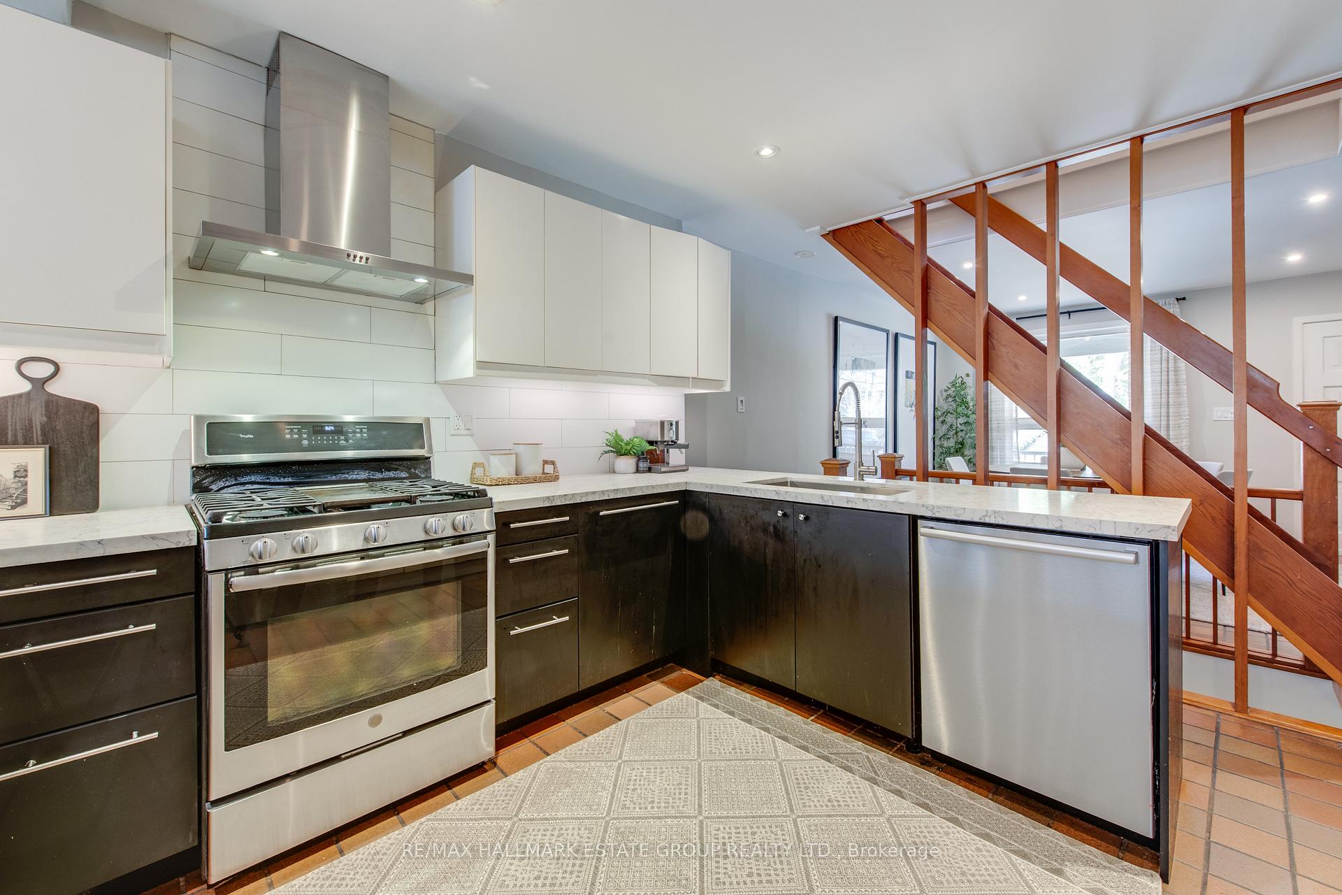 Photo 10 of 21 Harriet Street, Toronto, South Riverdale — HOMEH
