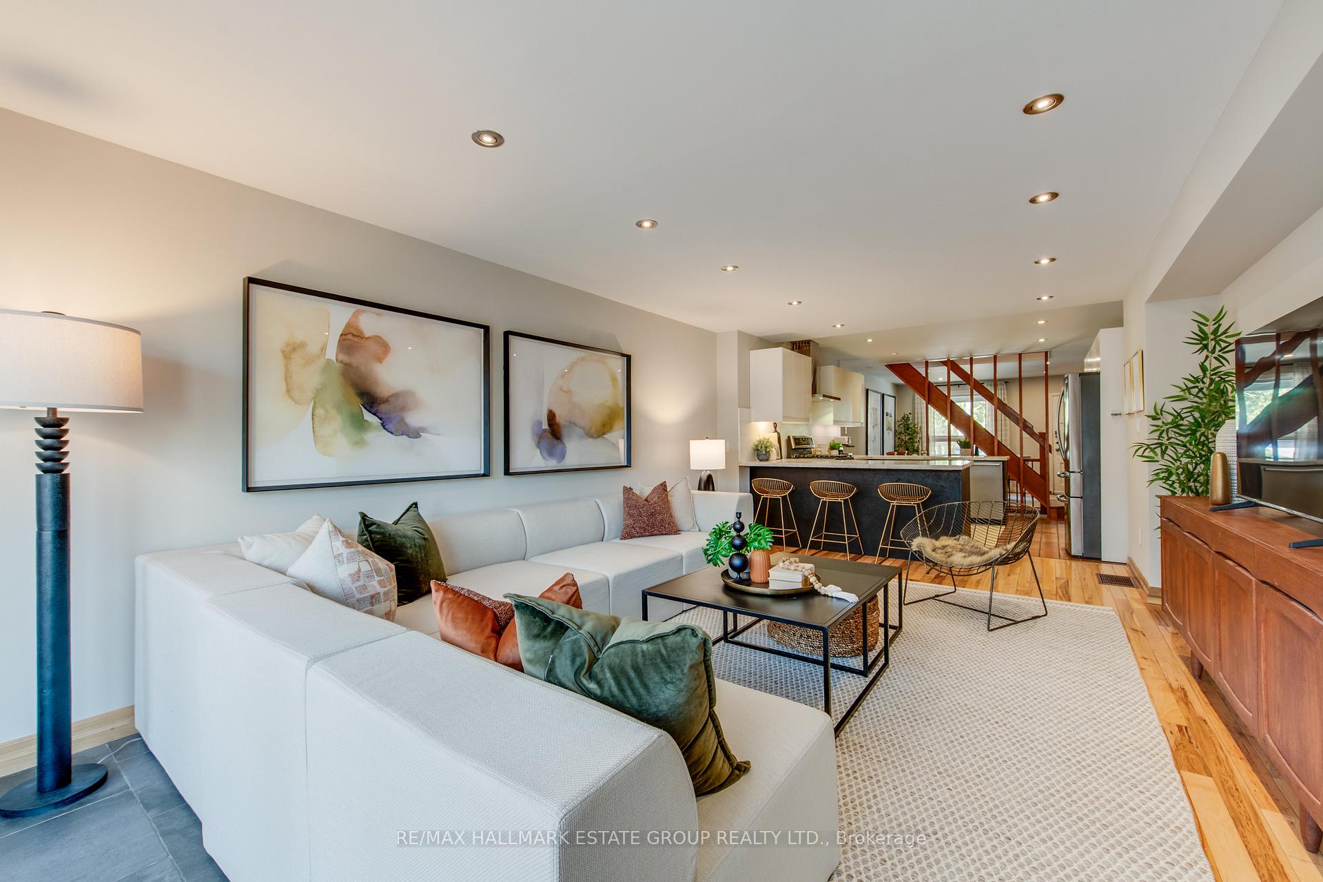 Photo 17 of 21 Harriet Street, Toronto, South Riverdale — HOMEH