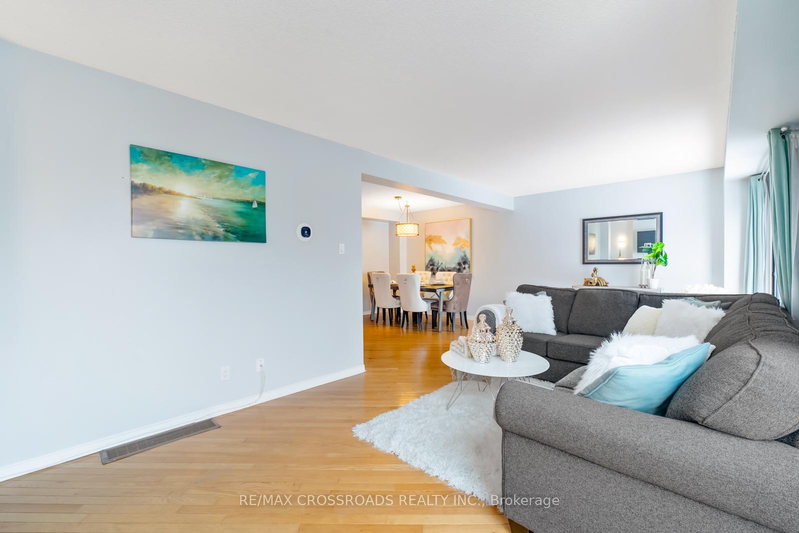Photo 41 of 1409 Anton Square, Pickering, Liverpool — HOMEH