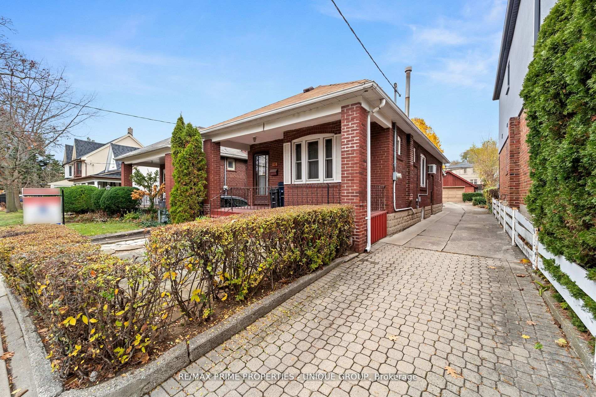 Photo 4 of 174 Gamble Avenue, Toronto, East York — HOMEH
