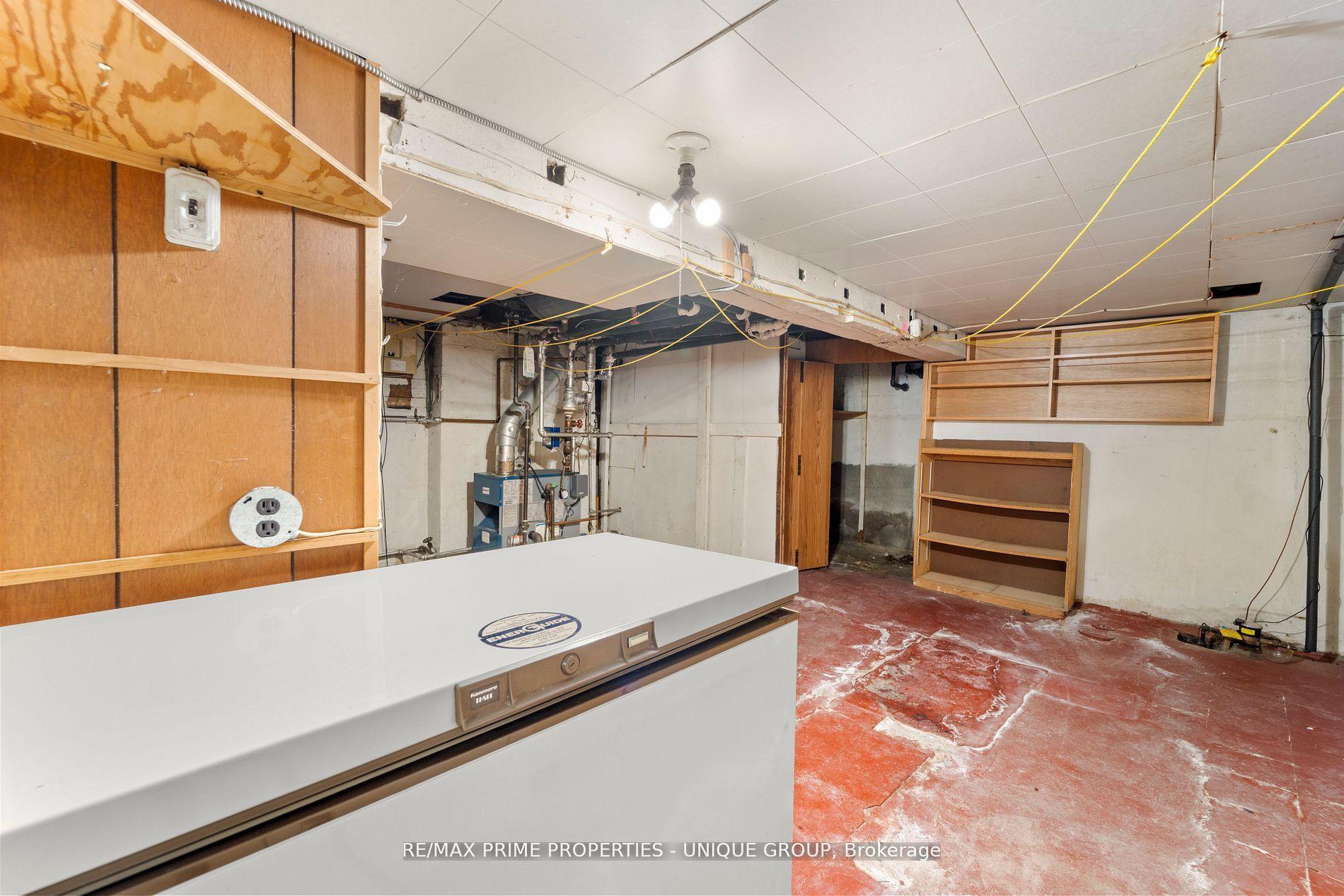 Photo 33 of 174 Gamble Avenue, Toronto, East York — HOMEH