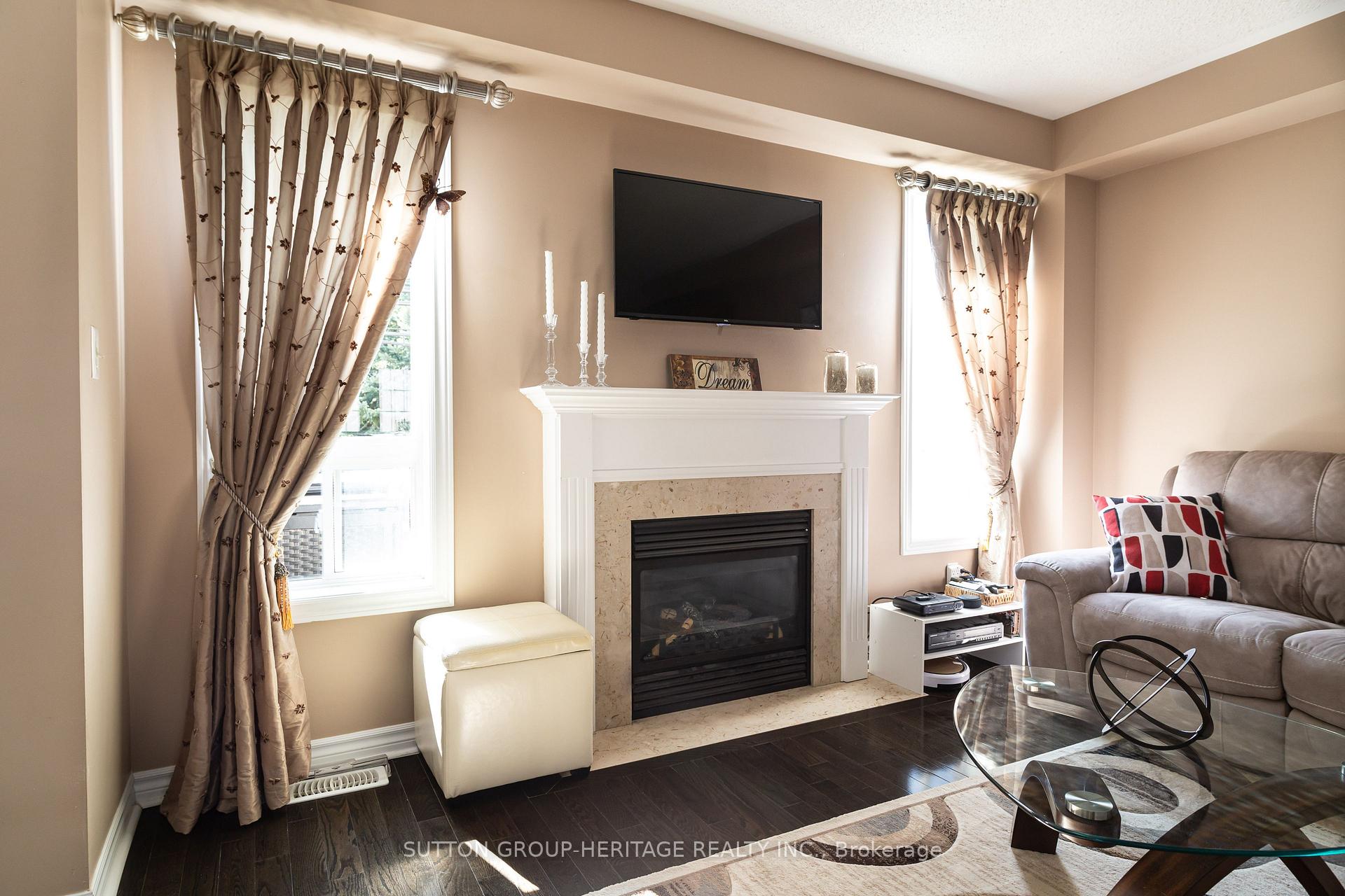 Photo 20 of 30 Russell Barton Lane, Uxbridge — HOMEH