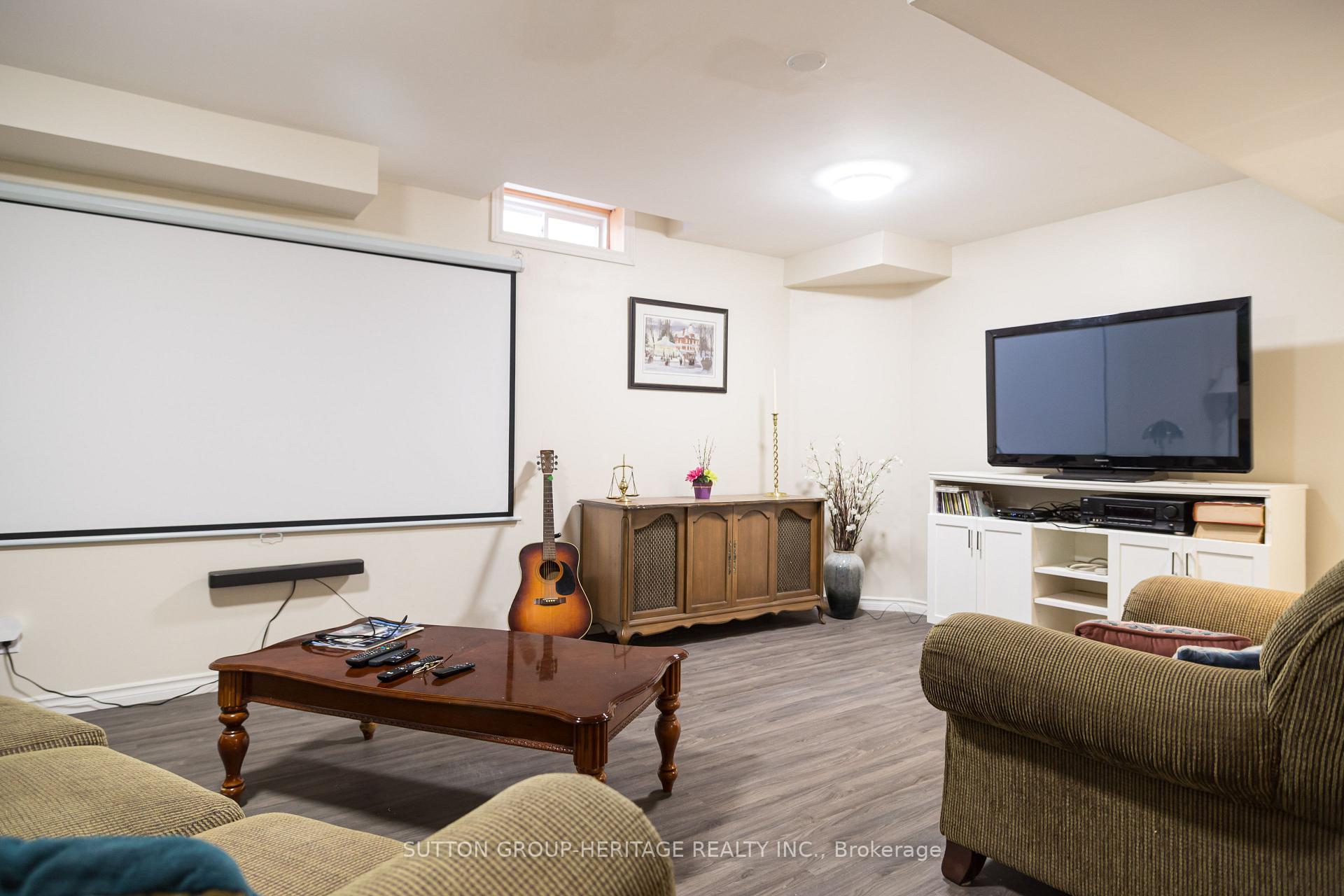 Photo 10 of 30 Russell Barton Lane, Uxbridge — HOMEH