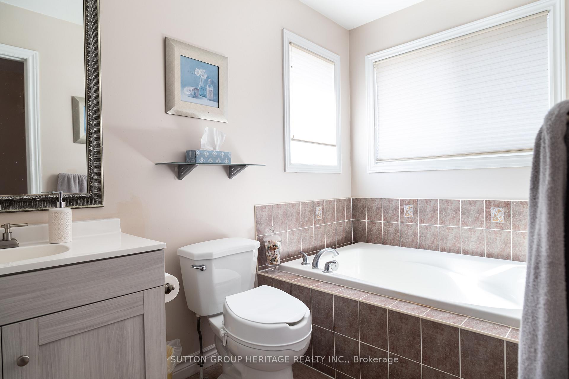 Photo 27 of 30 Russell Barton Lane, Uxbridge — HOMEH
