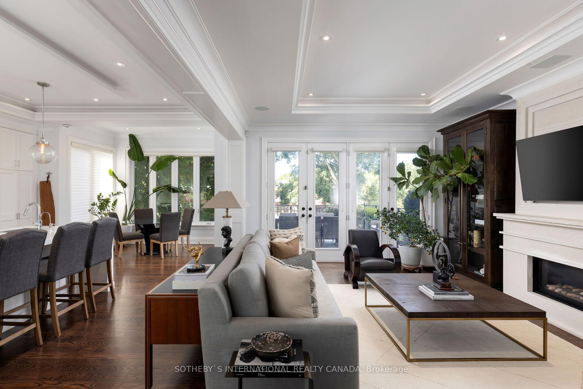 Photo 10 of 496 Fairlawn Avenue, Toronto, Bedford Park-Nortown — HOMEH