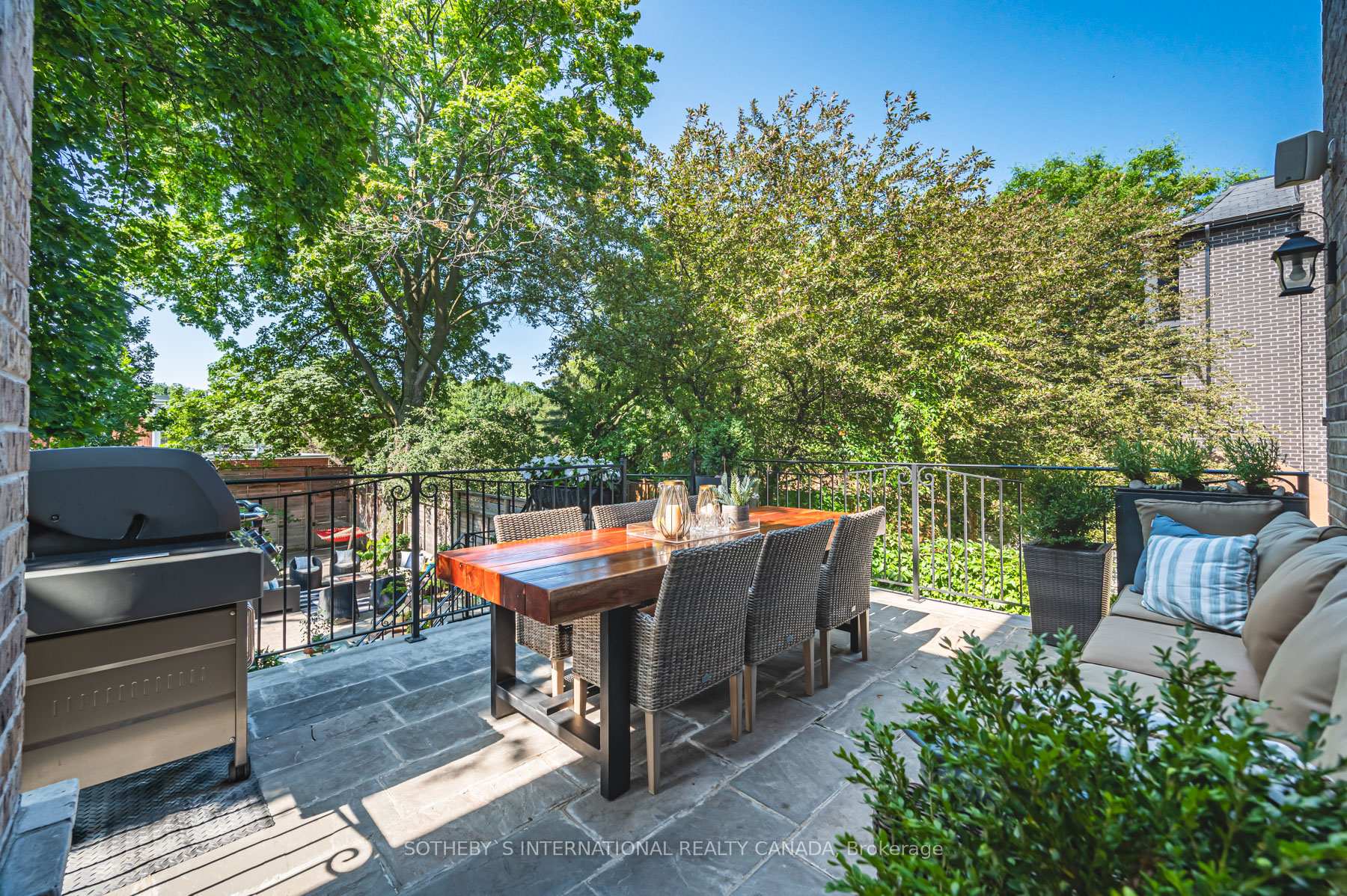 Photo 36 of 496 Fairlawn Avenue, Toronto, Bedford Park-Nortown — HOMEH
