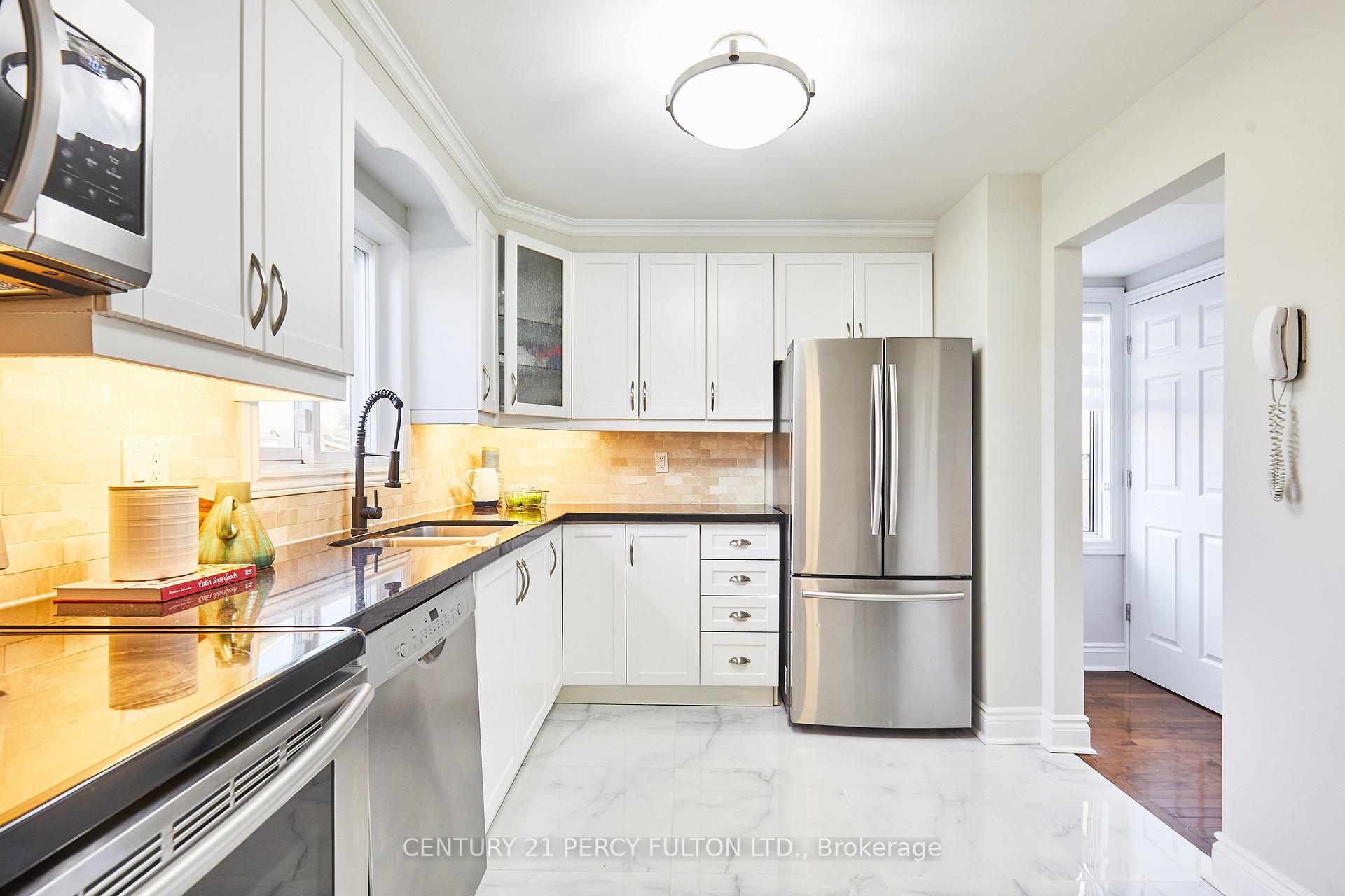 Photo 15 of 605 Beckworth Square, Pickering, Amberlea — HOMEH