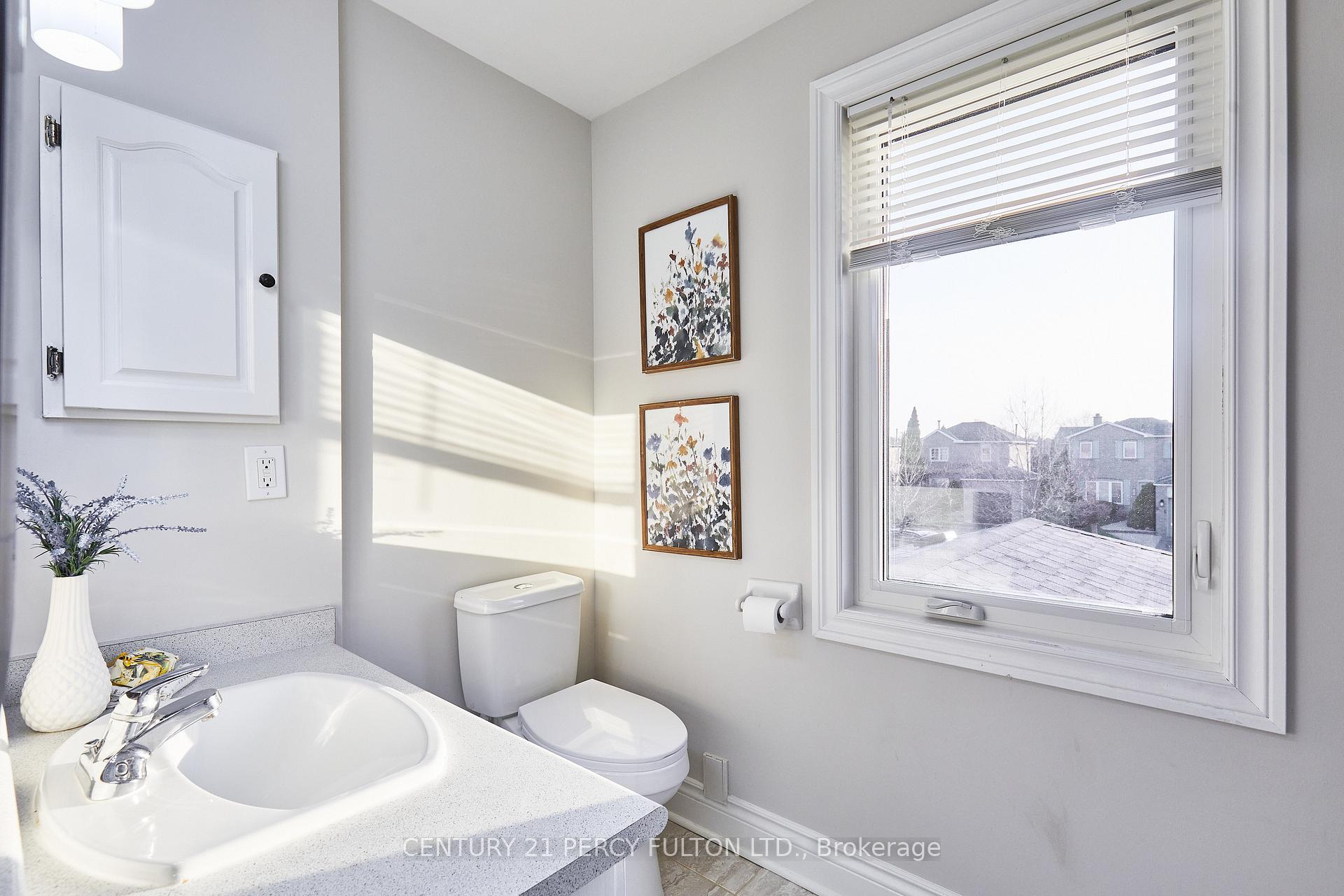 Photo 7 of 605 Beckworth Square, Pickering, Amberlea — HOMEH