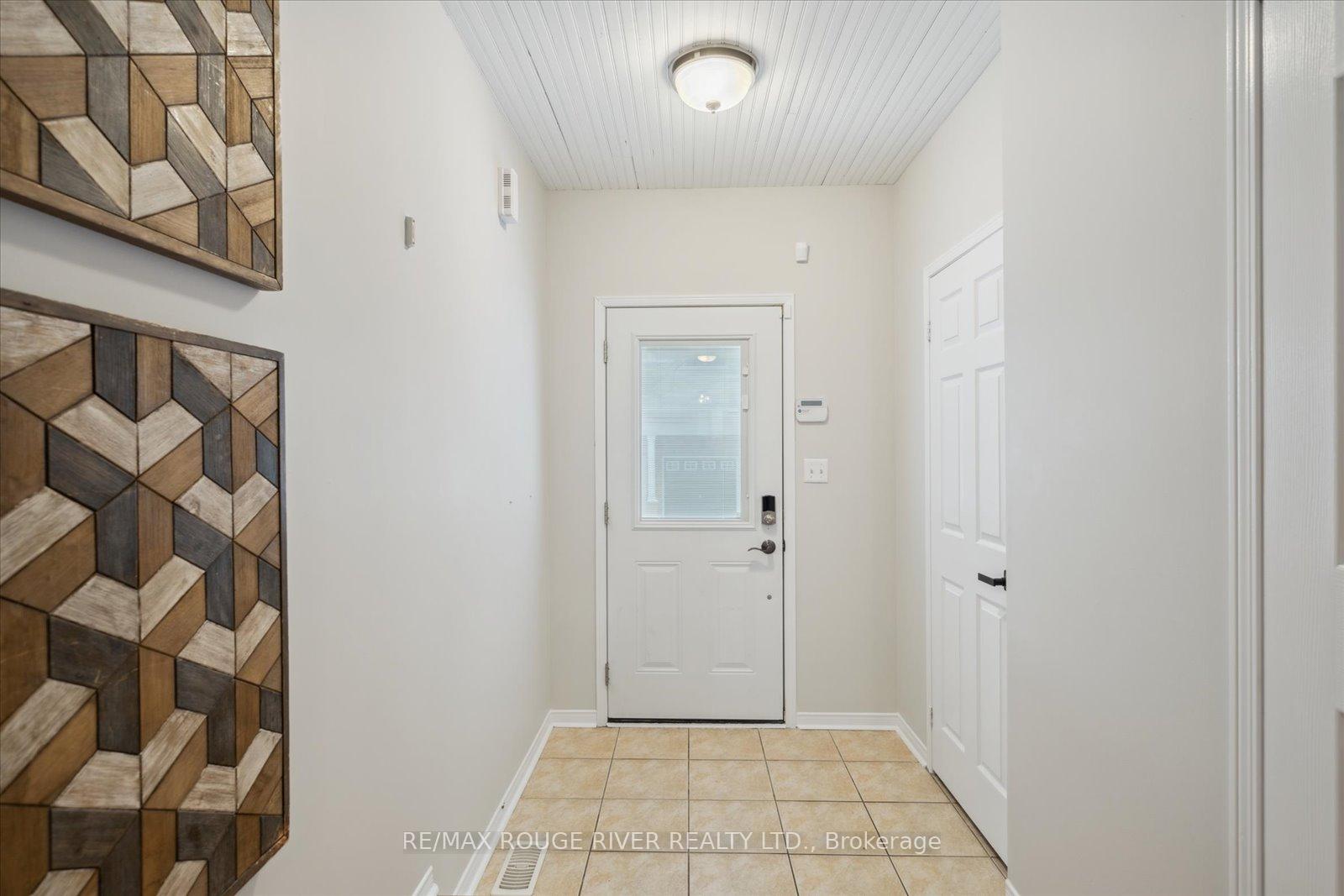 Photo 7 of 19 Abela Lane, Ajax, Central — HOMEH