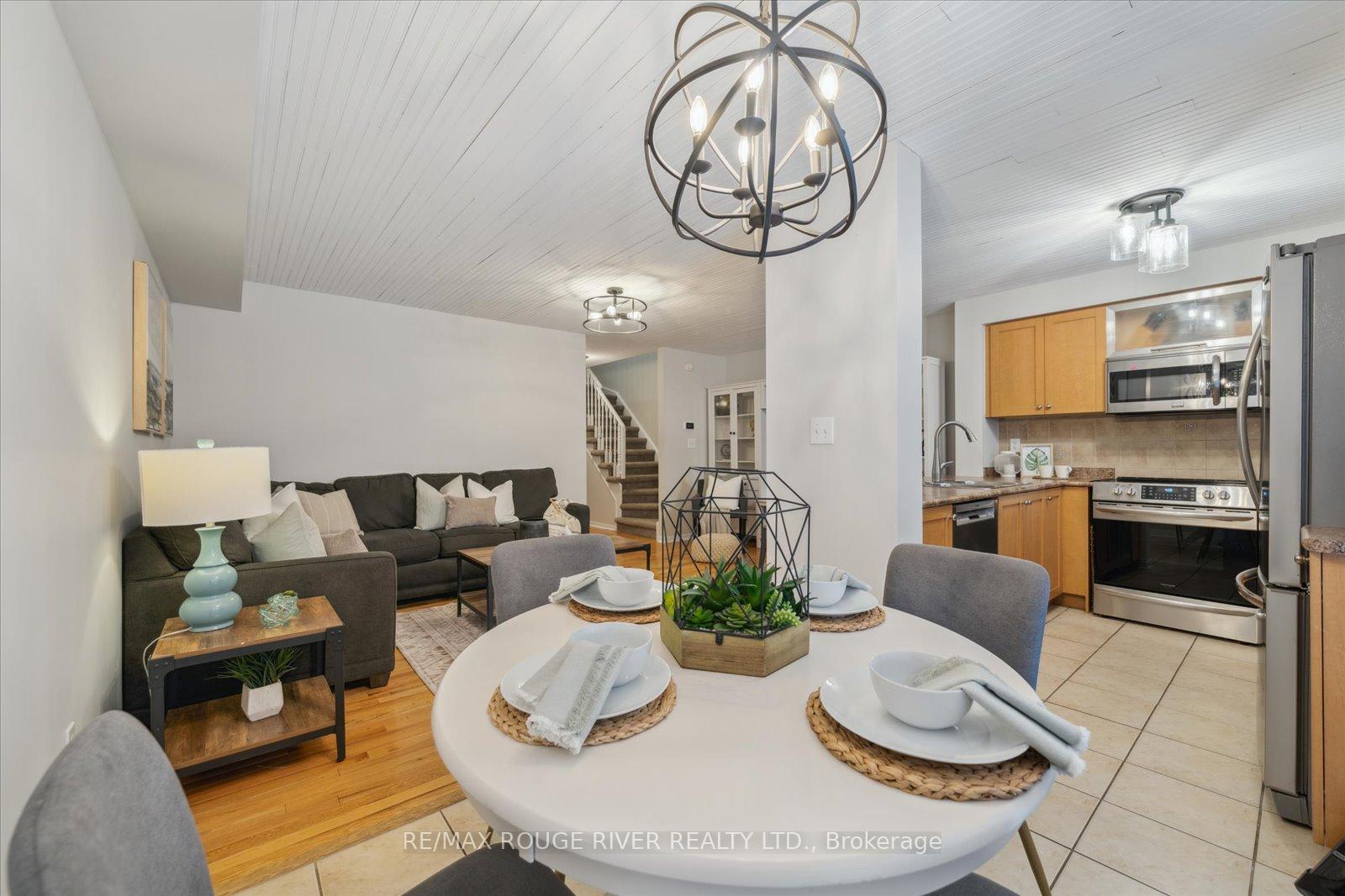 Photo 10 of 19 Abela Lane, Ajax, Central — HOMEH
