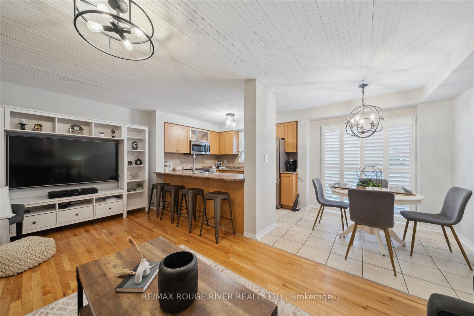 Photo 9 of 19 Abela Lane, Ajax, Central — HOMEH