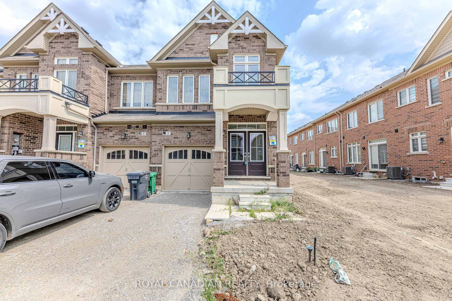 Photo 1 of 3 Royal Fern Crescent, Caledon, Rural Caledon — HOMEH