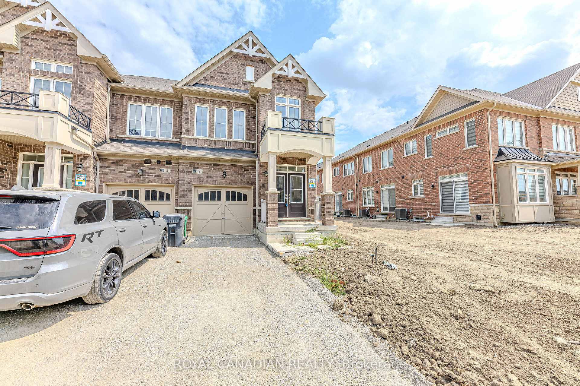 Photo 5 of 3 Royal Fern Crescent, Caledon, Rural Caledon — HOMEH