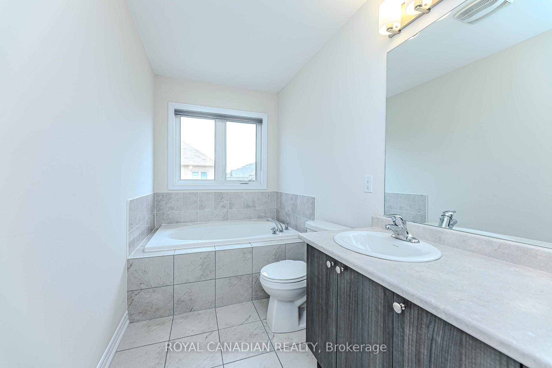 Photo 15 of 3 Royal Fern Crescent, Caledon, Rural Caledon — HOMEH