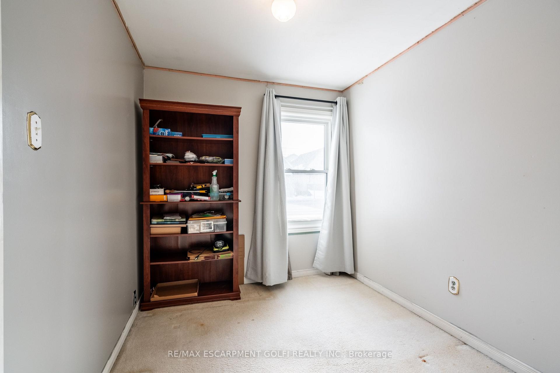 Photo 11 of 450 Upper Sherman Avenue, Hamilton, Raleigh — HOMEH