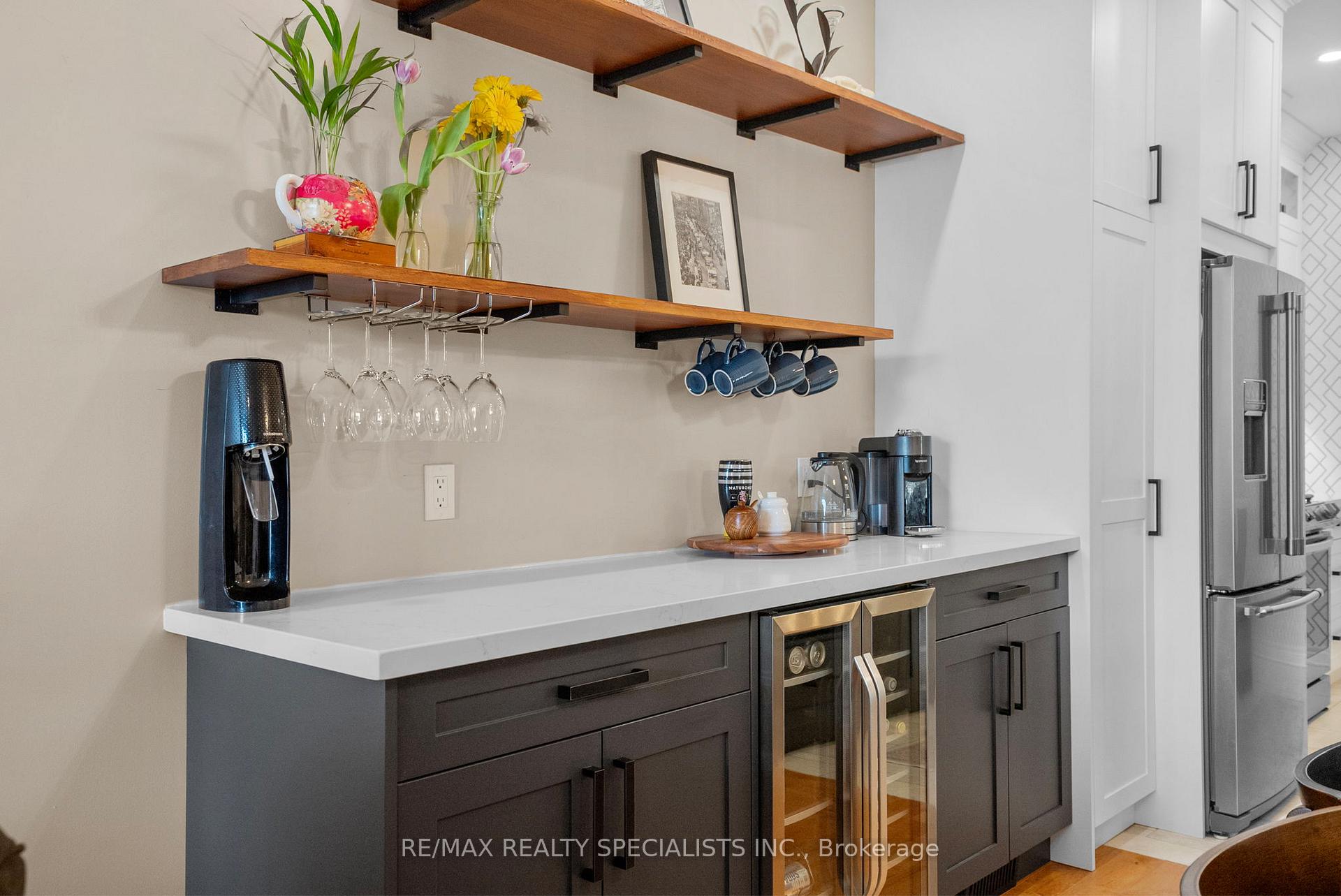 Photo 13 of 4324 Lindsey Crescent, Lincoln, Beamsville — HOMEH