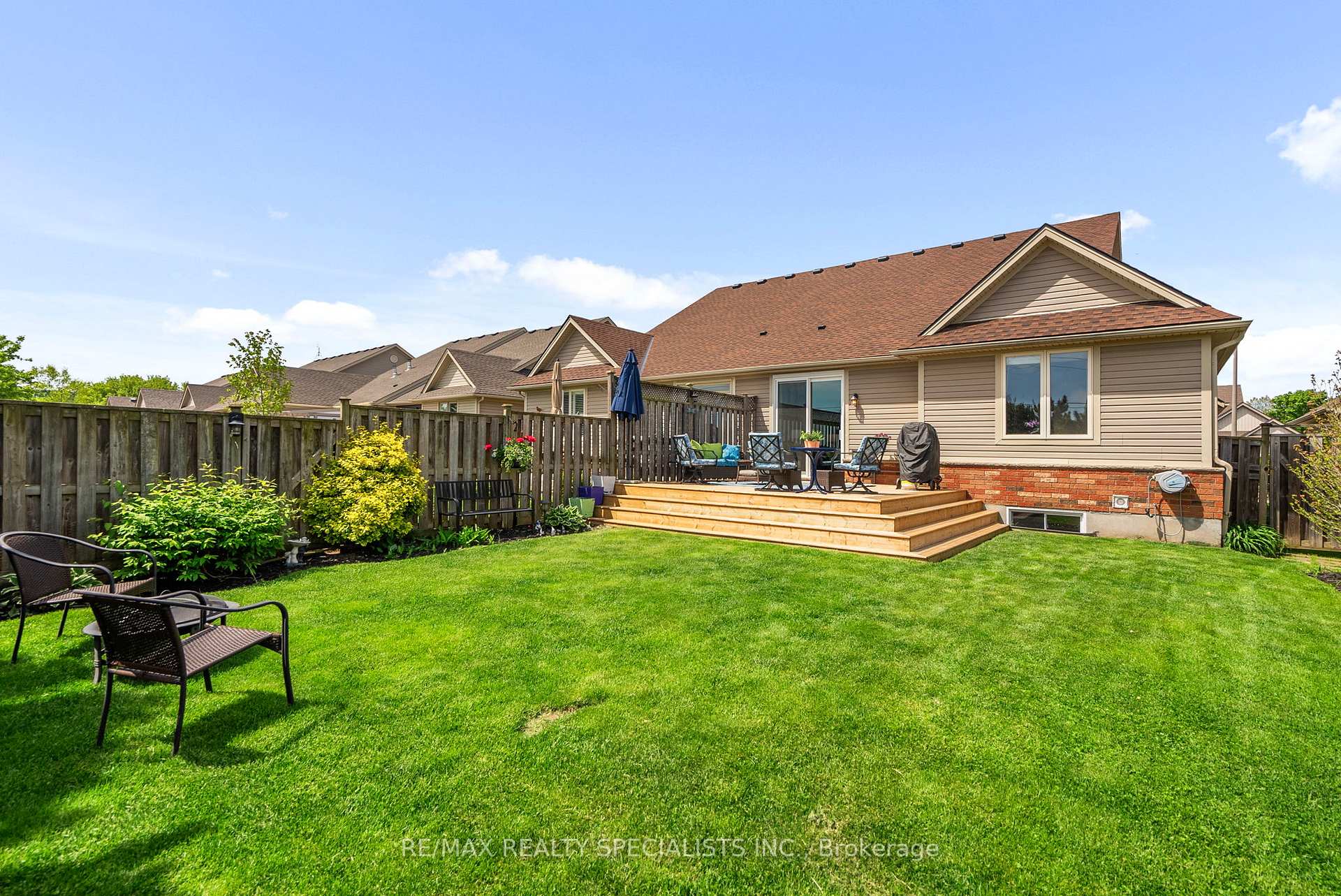 Photo 42 of 4324 Lindsey Crescent, Lincoln, Beamsville — HOMEH