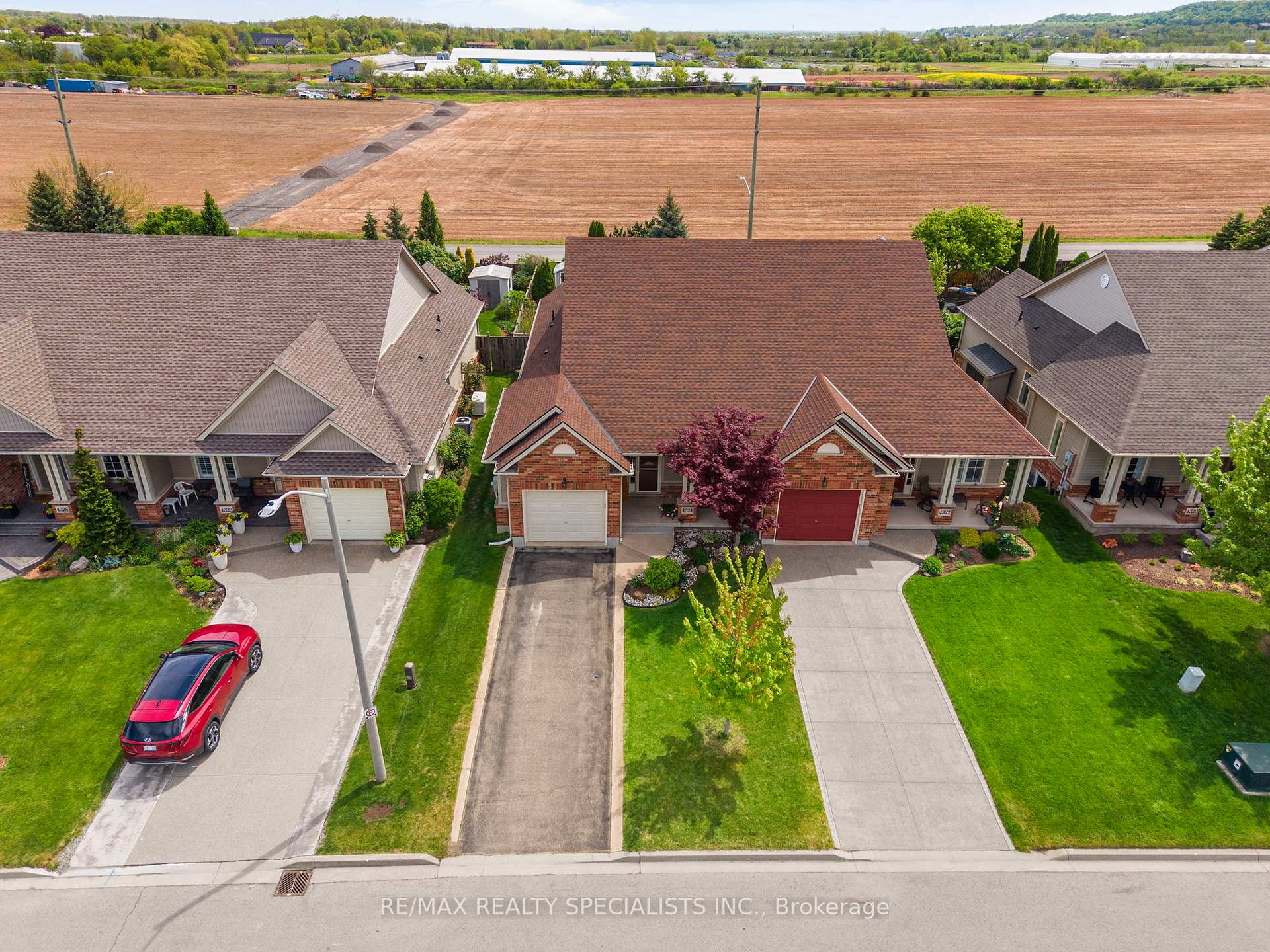 Photo 45 of 4324 Lindsey Crescent, Lincoln, Beamsville — HOMEH