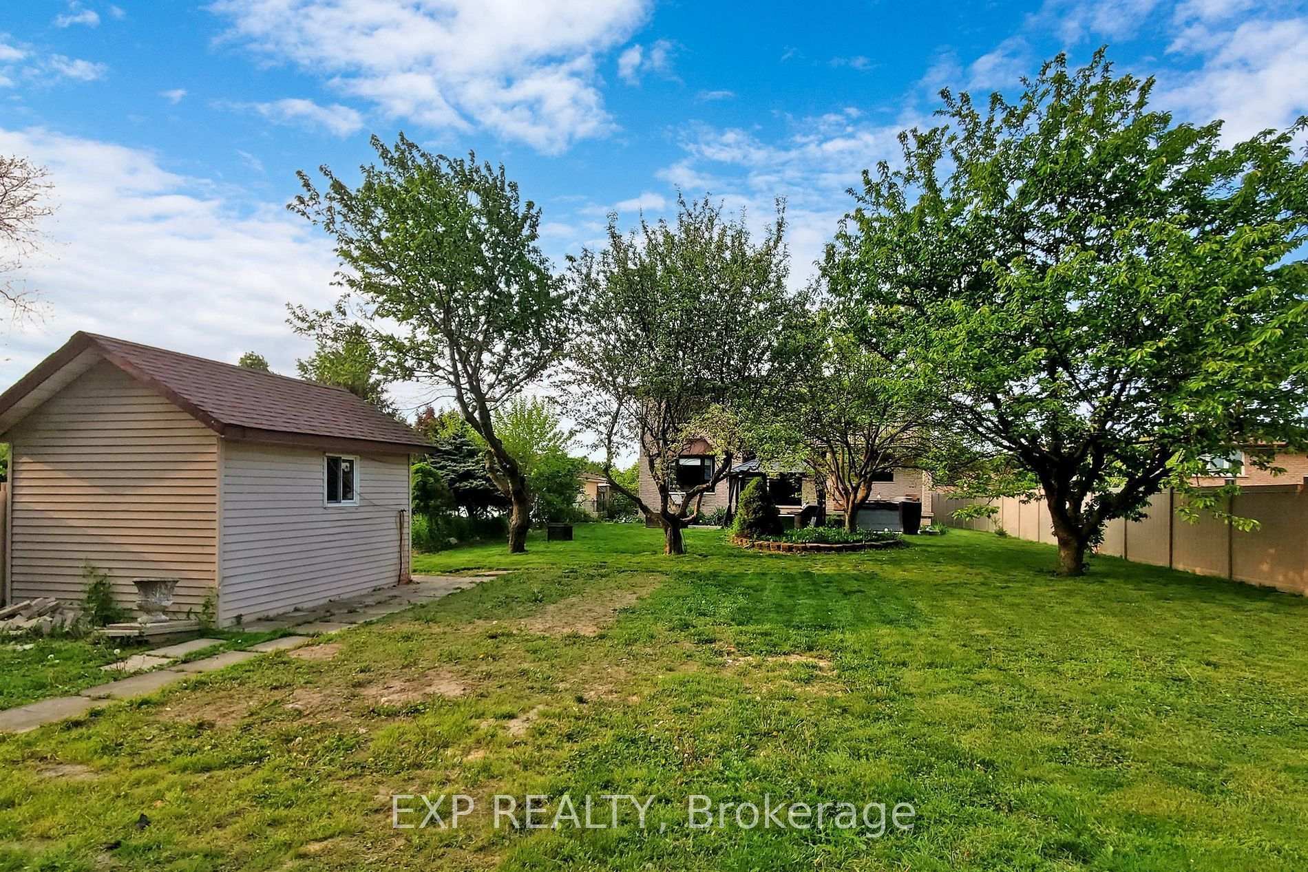 Photo 40 of 107 Kennedy Avenue, Hamilton, Kennedy — HOMEH