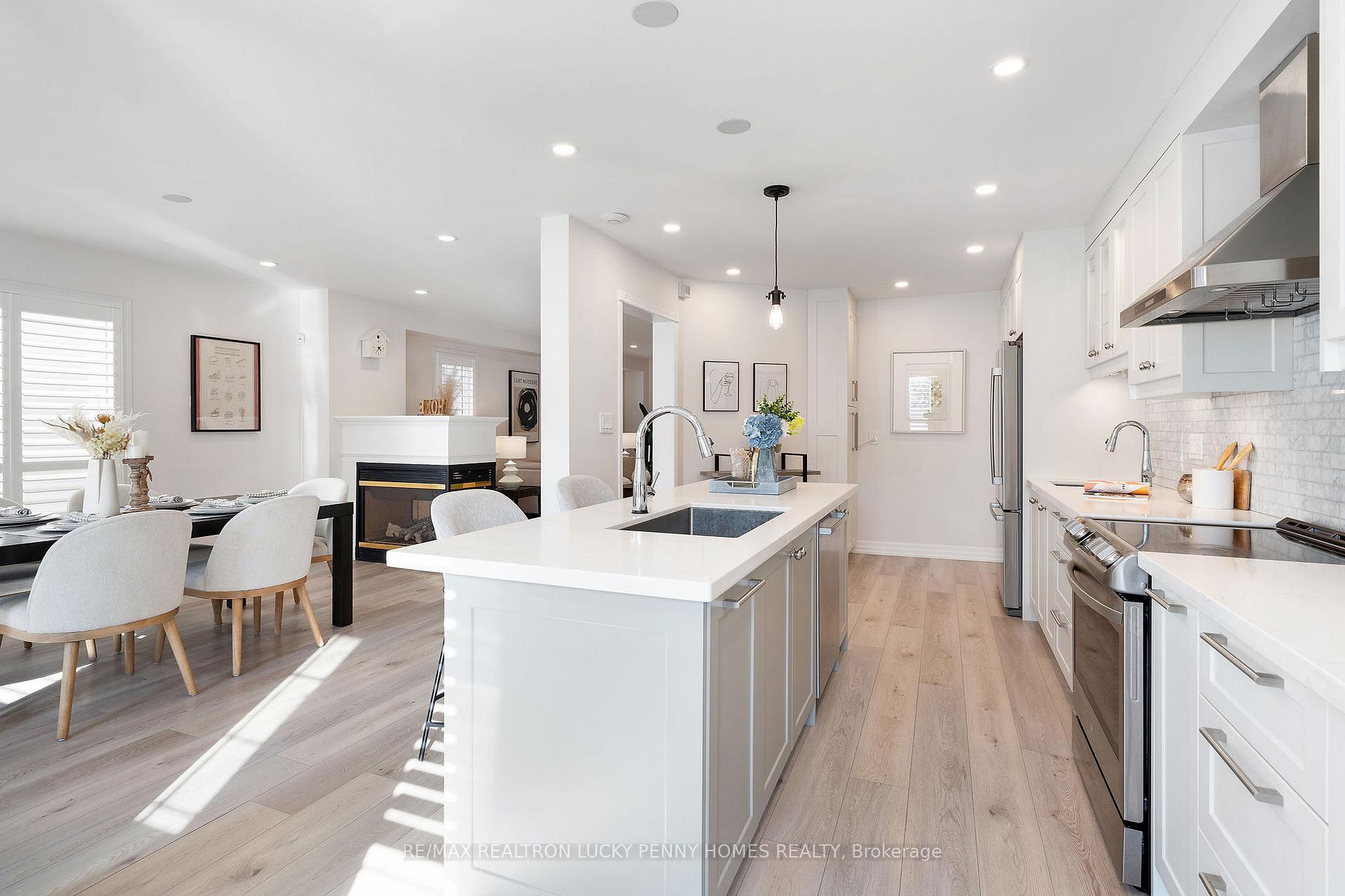 Photo 10 of 18 Colty Drive, Markham, Angus Glen — HOMEH