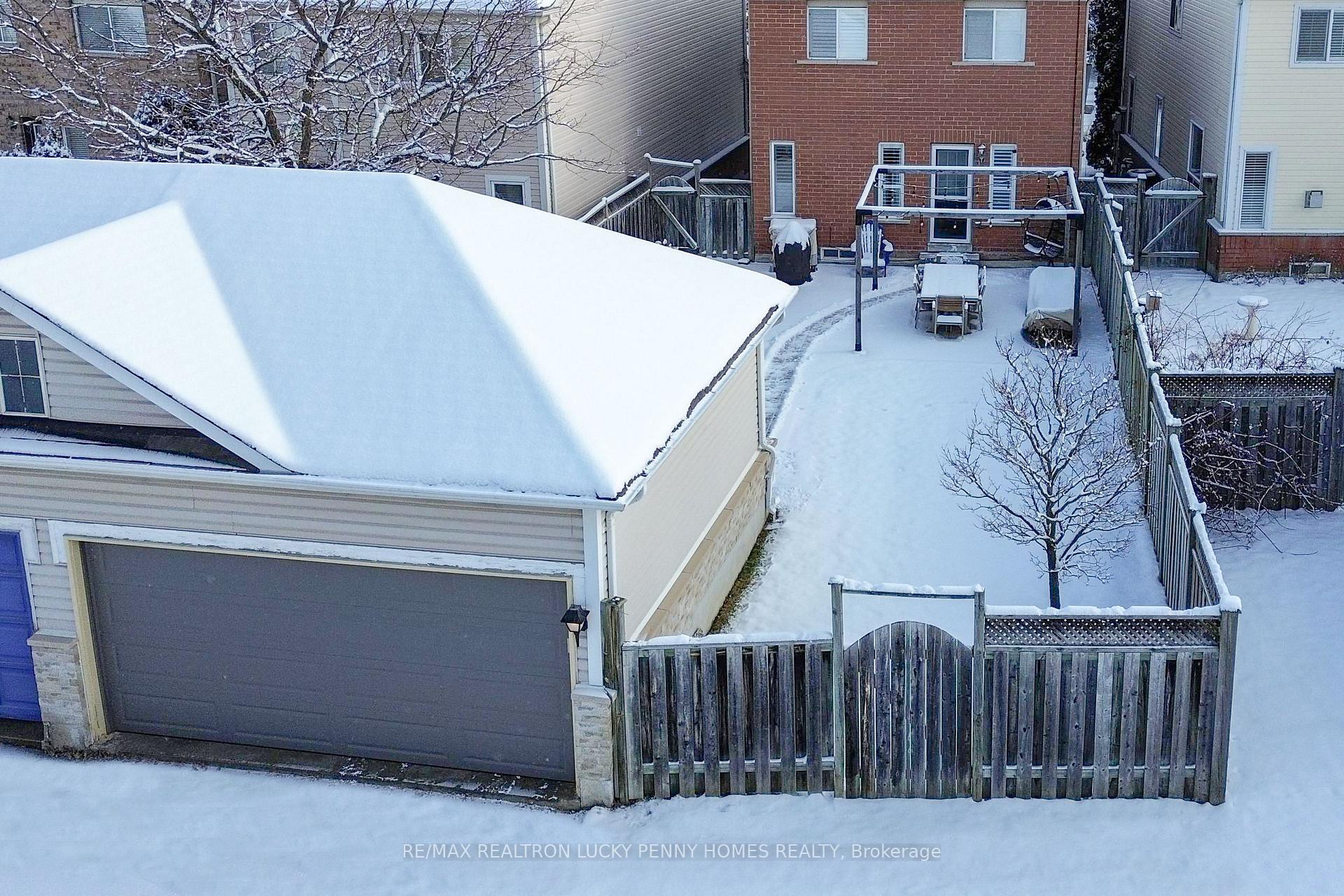 Photo 25 of 18 Colty Drive, Markham, Angus Glen — HOMEH