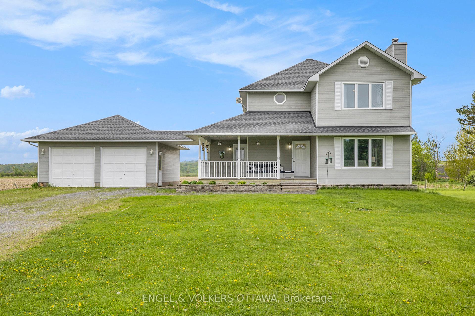 Photo 4 of 3093 Woodkilton Drive, Ottawa, Dunrobin — HOMEH