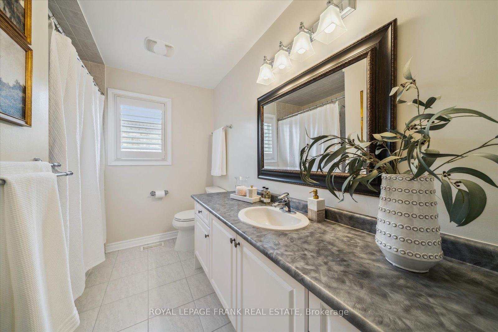 Photo 43 of 135 Rivers Edge Place, Whitby, Taunton North — HOMEH