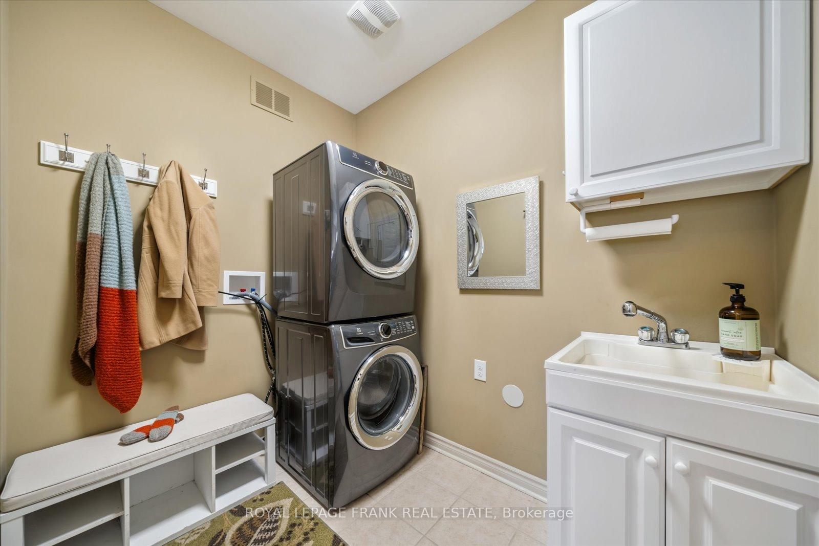 Photo 26 of 135 Rivers Edge Place, Whitby, Taunton North — HOMEH
