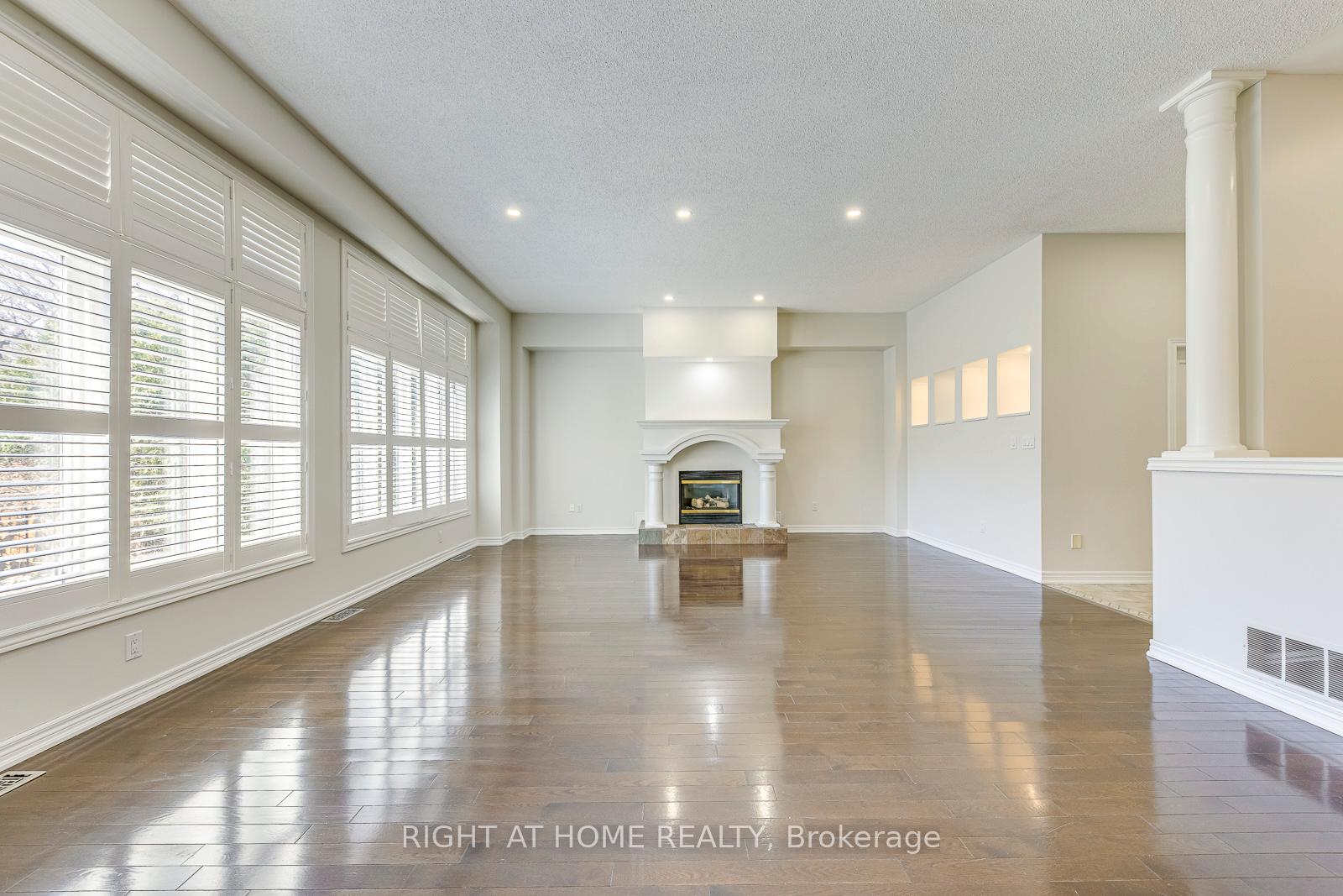 Photo 20 of 8 Hackamore Court, Hamilton, Meadowlands — HOMEH