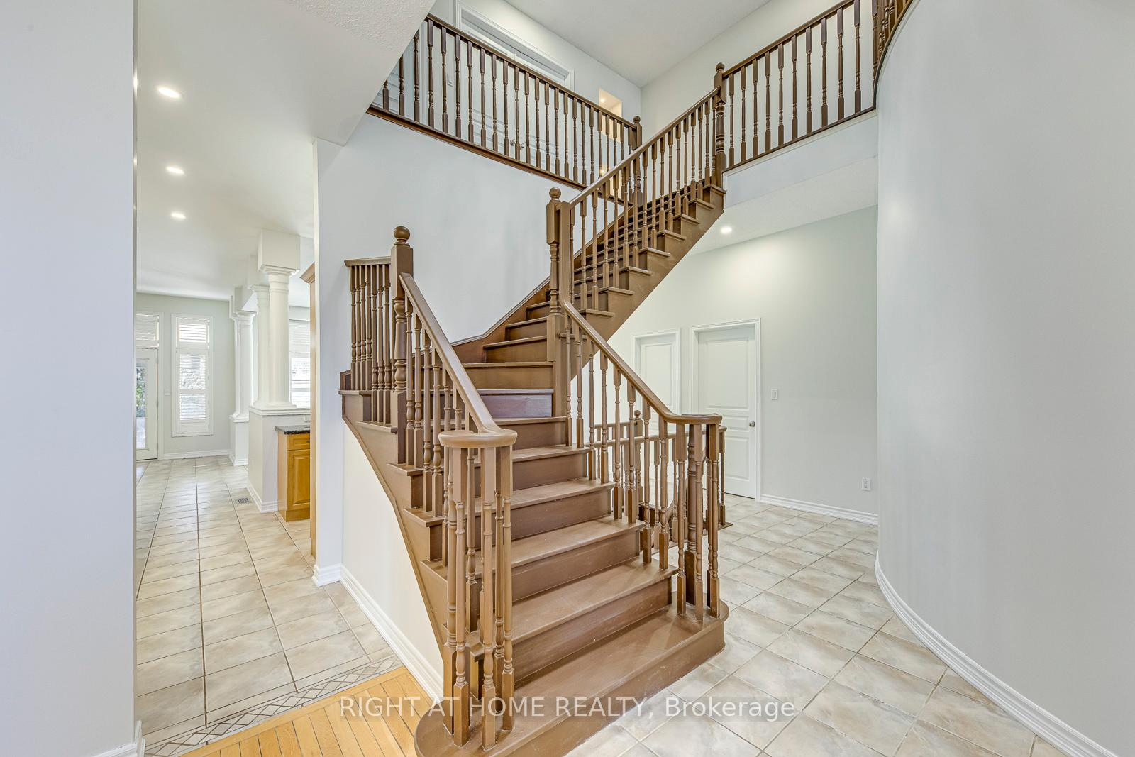 Photo 19 of 8 Hackamore Court, Hamilton, Meadowlands — HOMEH