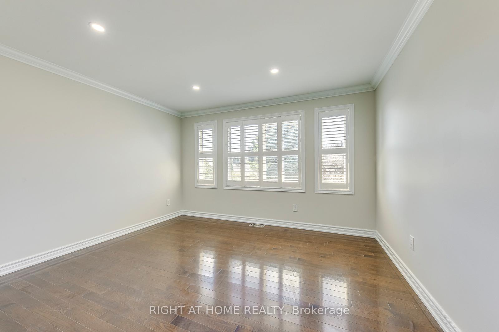 Photo 17 of 8 Hackamore Court, Hamilton, Meadowlands — HOMEH