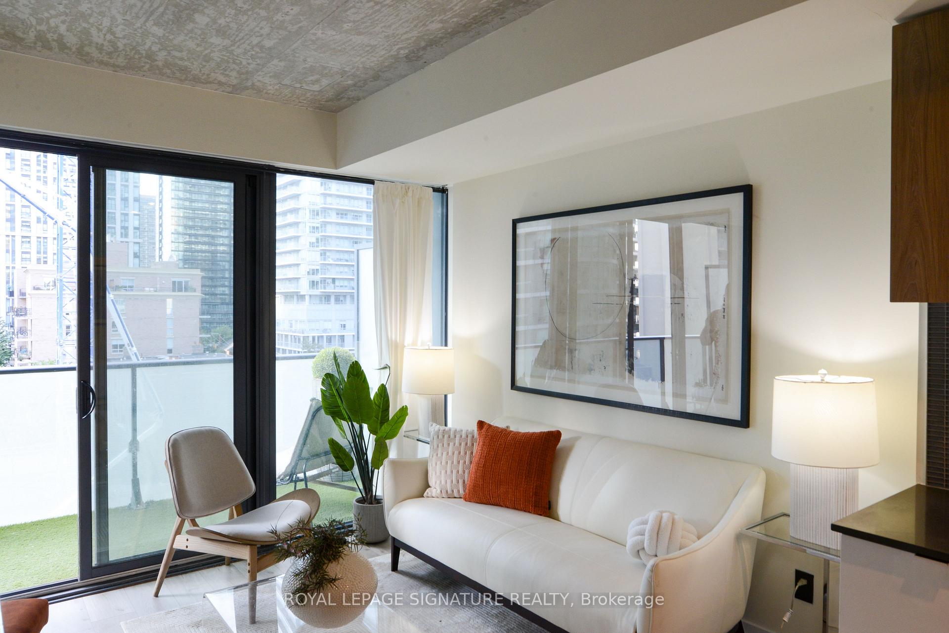 Photo 18 of Unit 605, 161 Roehampton Avenue, Toronto, Mount Pleasant East — HOMEH