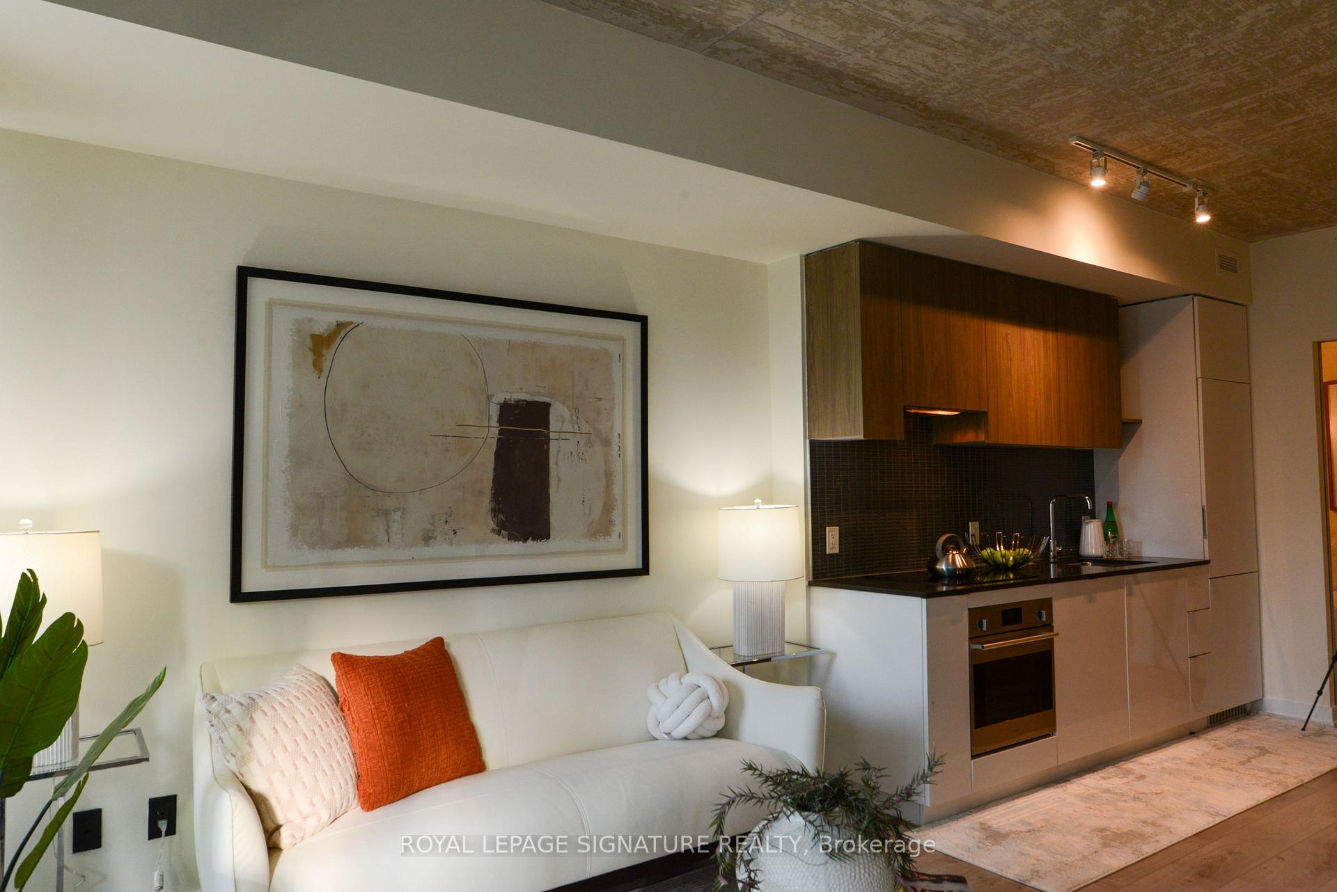 Photo 29 of Unit 605, 161 Roehampton Avenue, Toronto, Mount Pleasant East — HOMEH